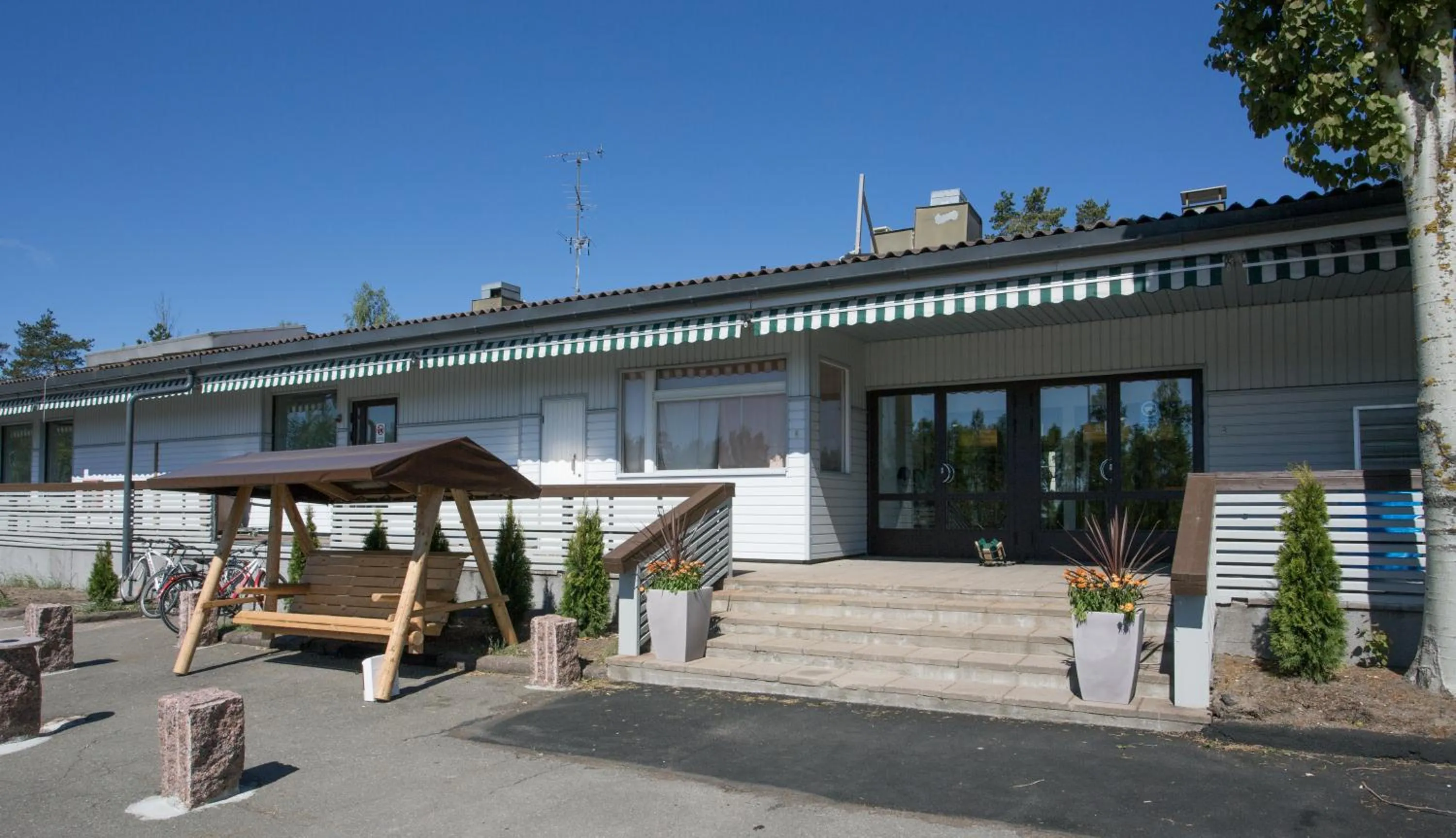 Property building in Hotelli Salpa