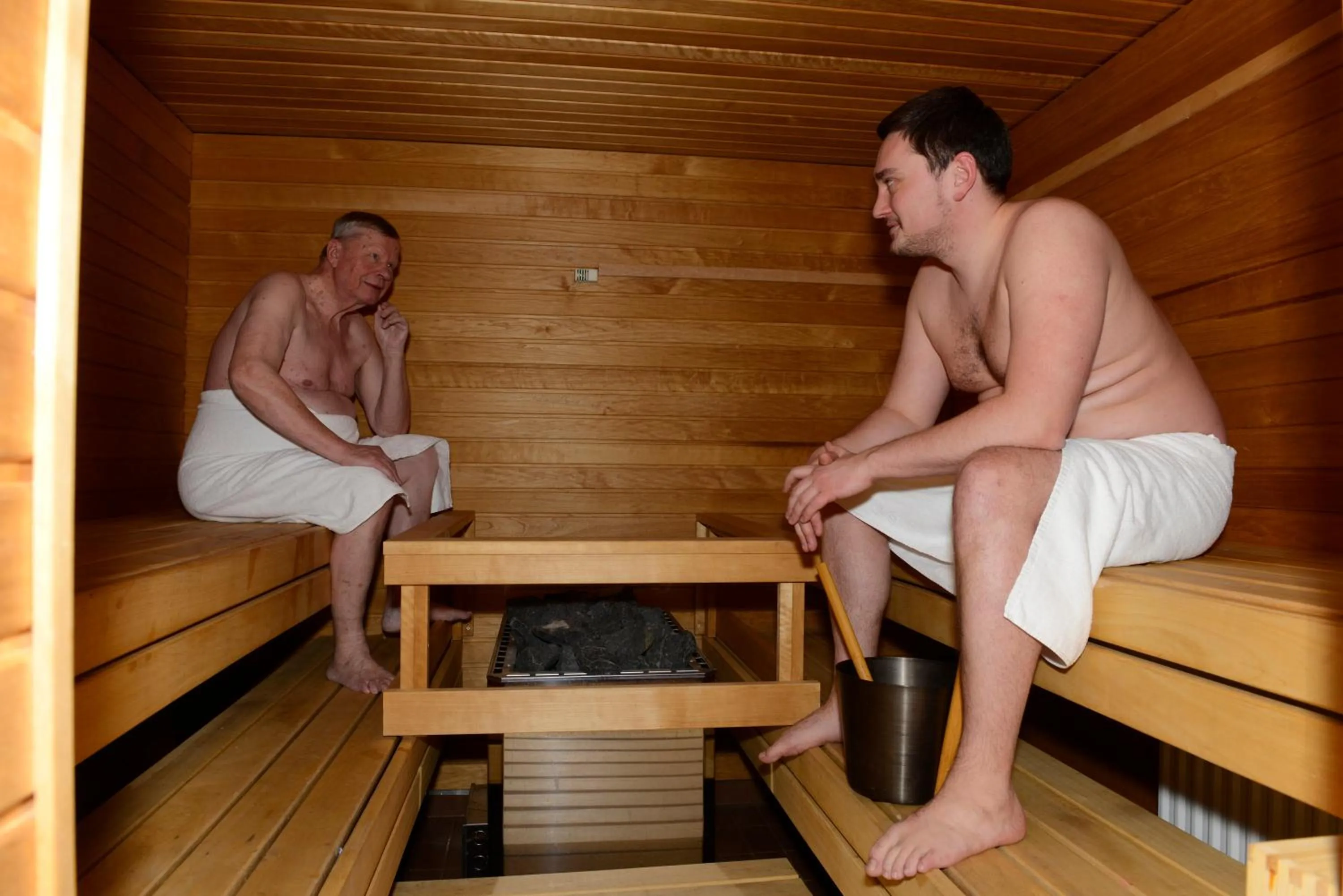 People in Hotelli Salpa