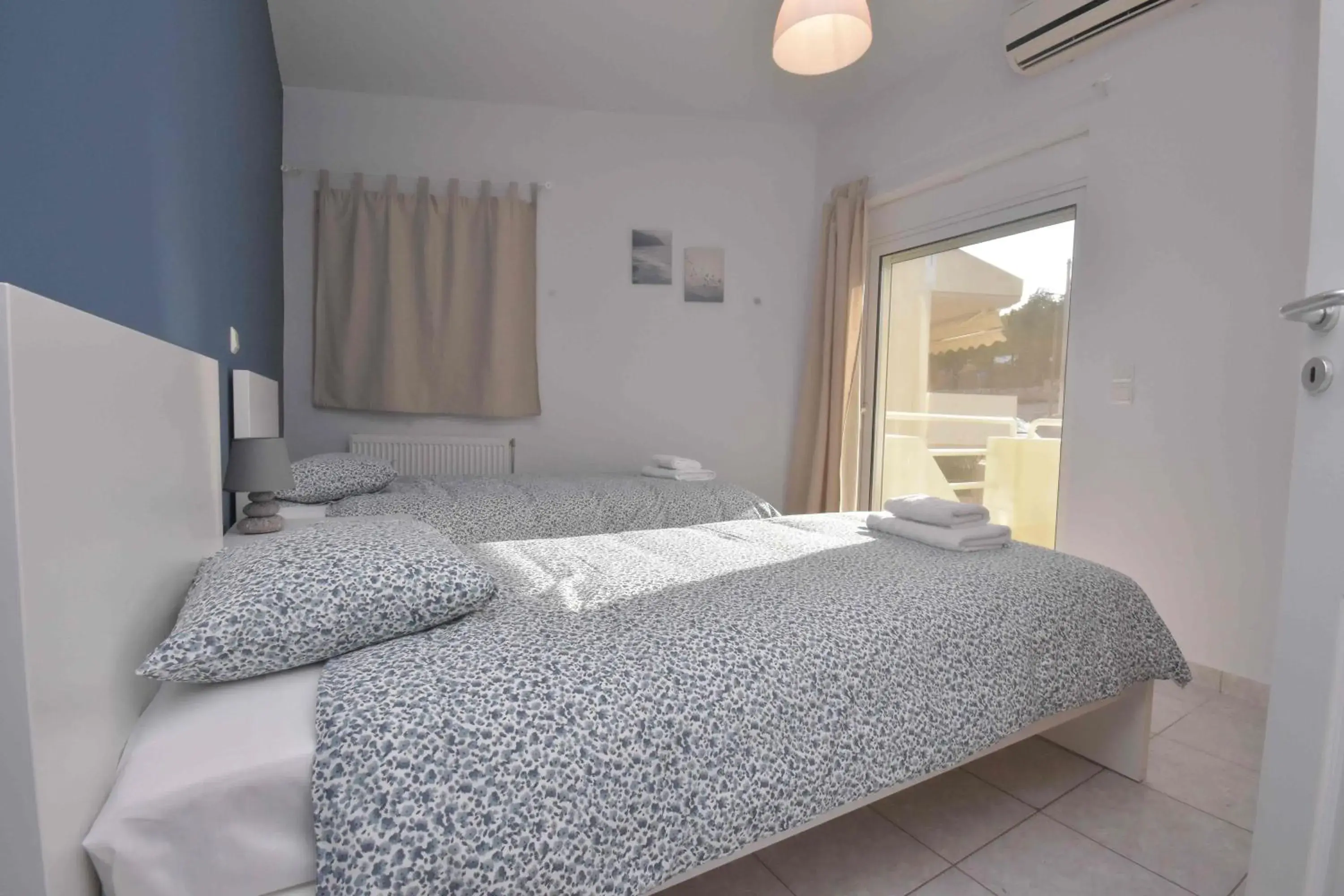 Two-Bedroom Apartment in Double M near Athens Airport Two-Bedroom Apartment in Double M near Athens Airport