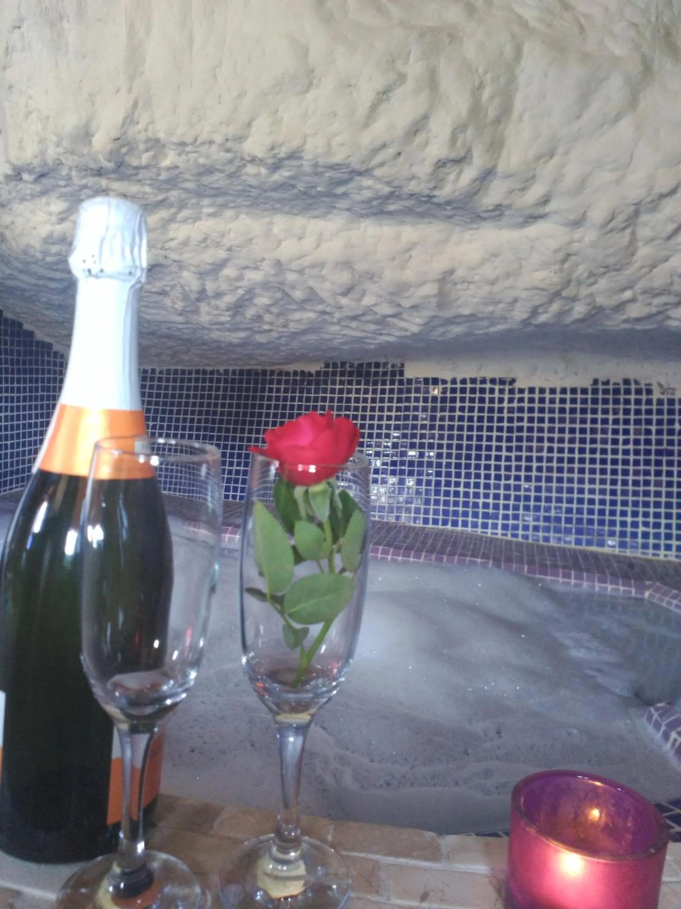 Hot Tub in Al-Axara Home Spa