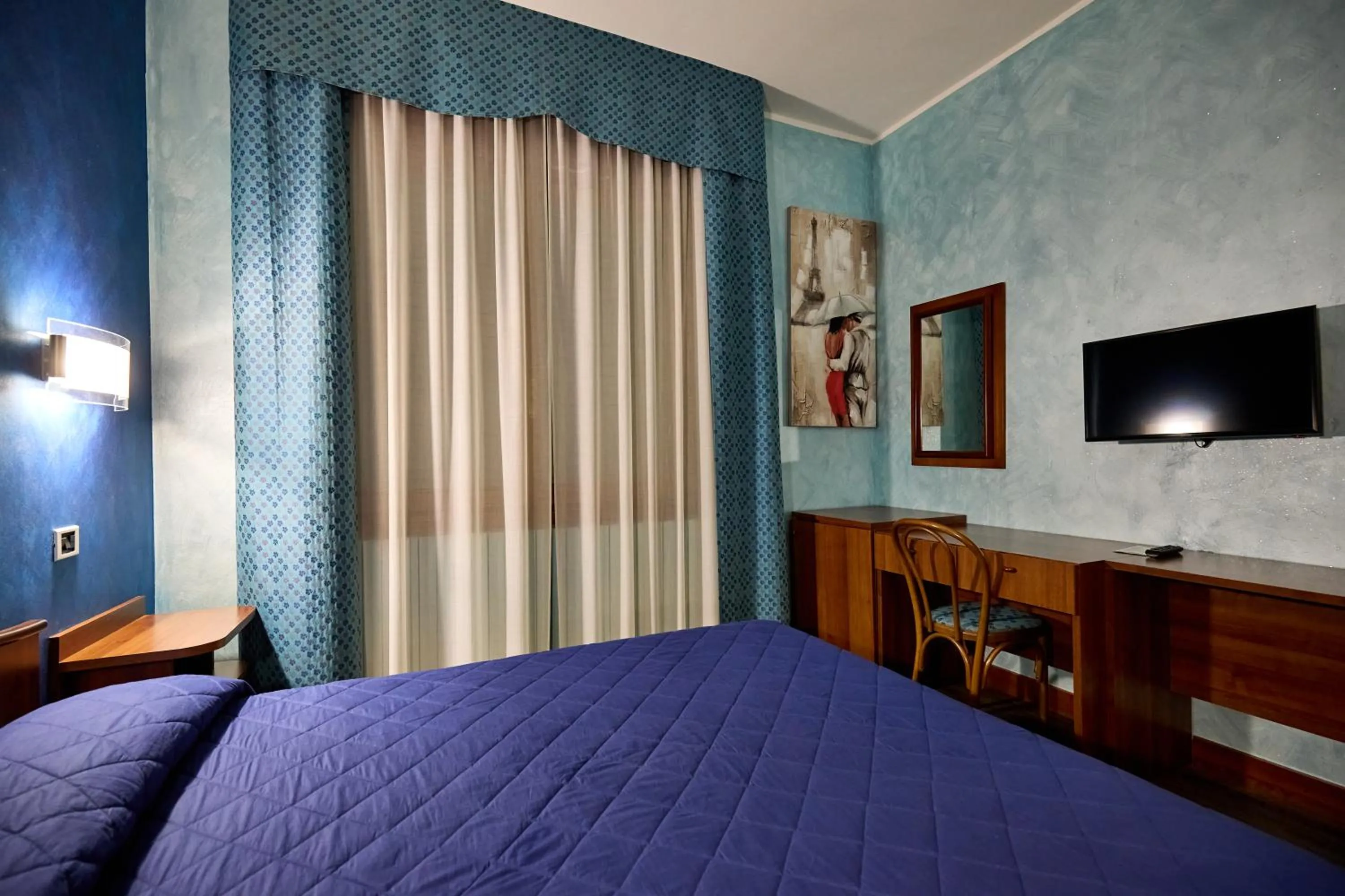 Bedroom, Bed in HOTEL PARADISO