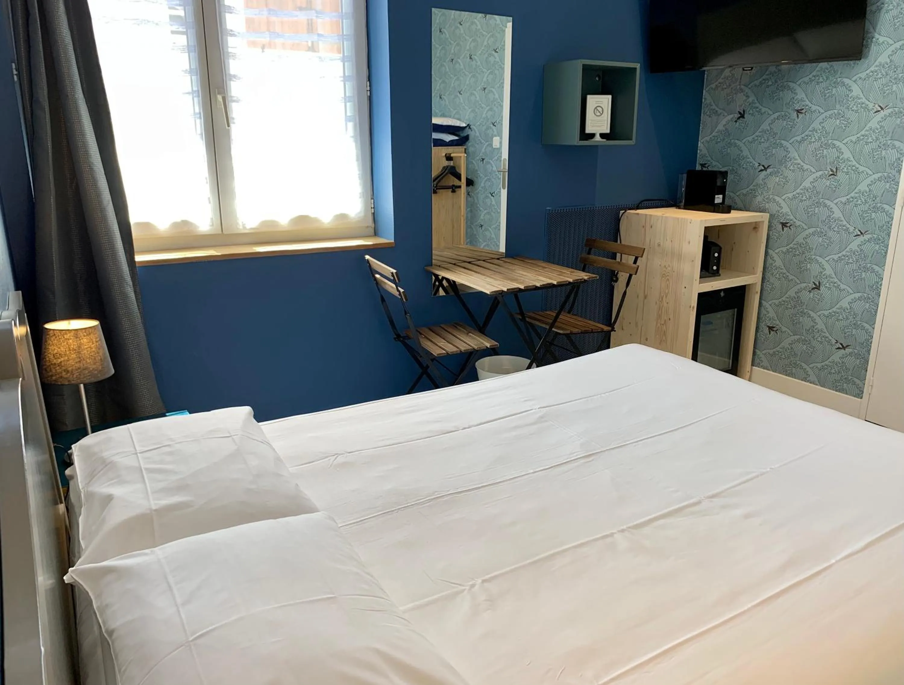 Bed in Hotel Le Petit Baigneur Palavas Plage