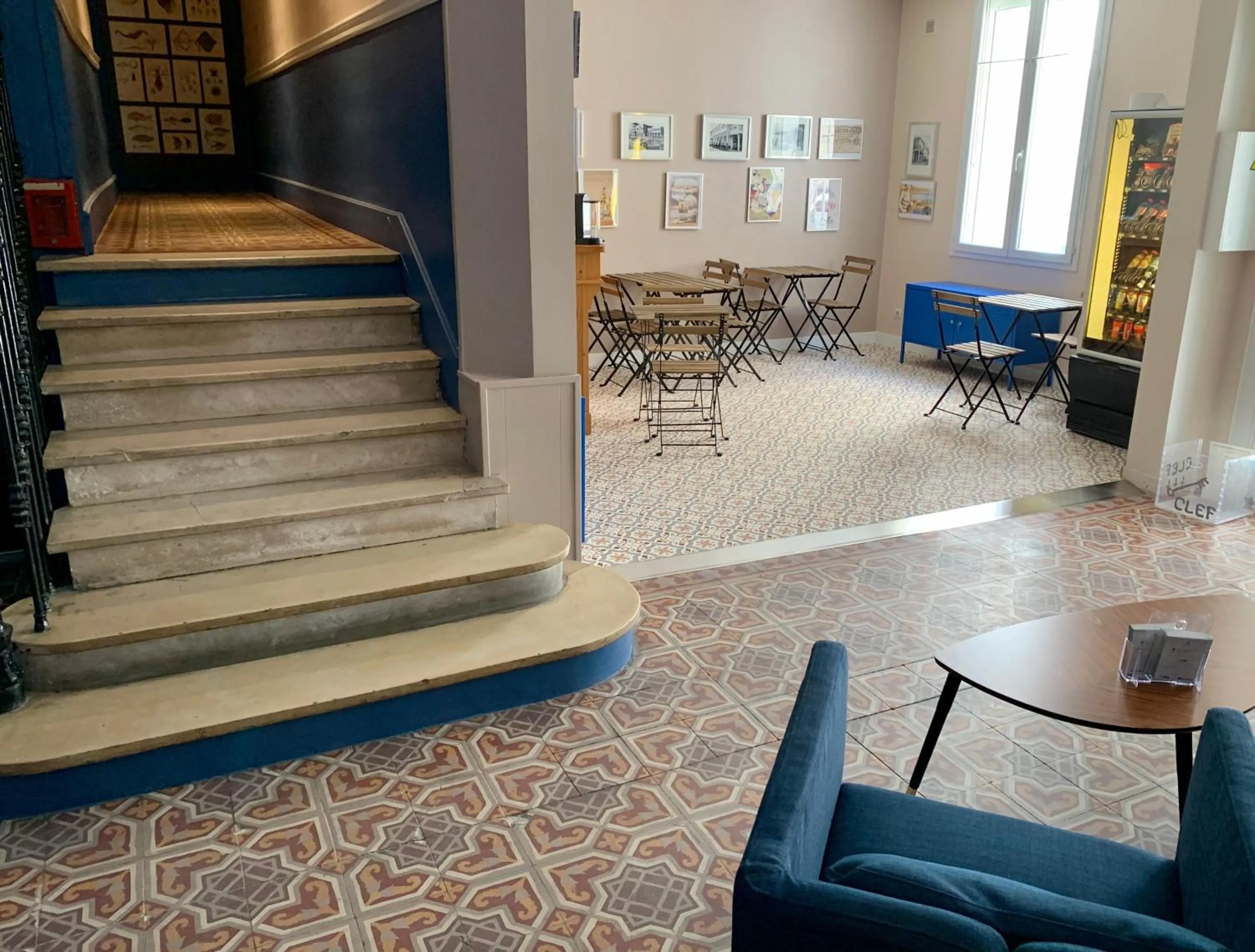 Lobby or reception in Hotel Le Petit Baigneur Palavas Plage