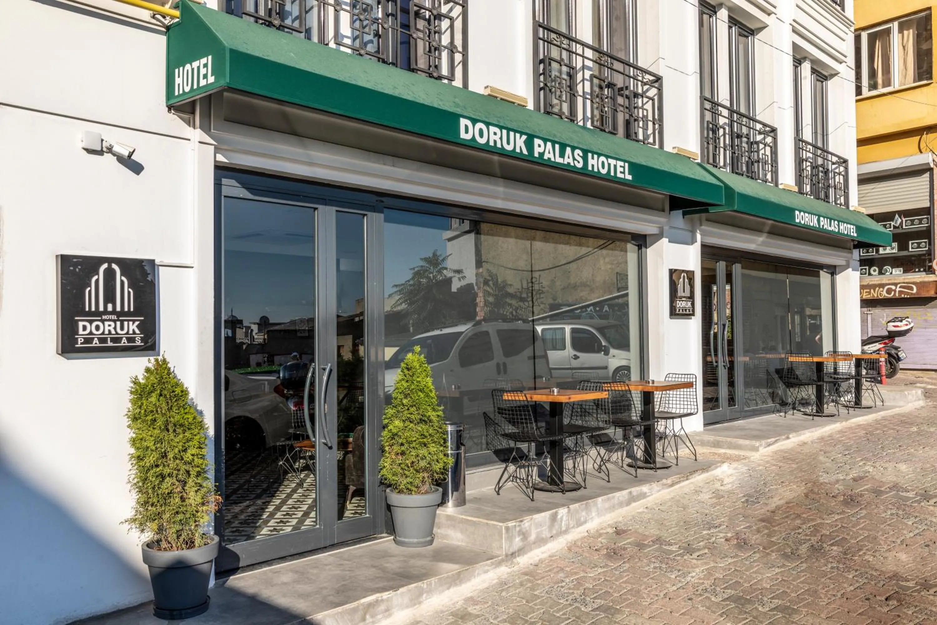 Facade/entrance in DORUK PALAS HOTEL