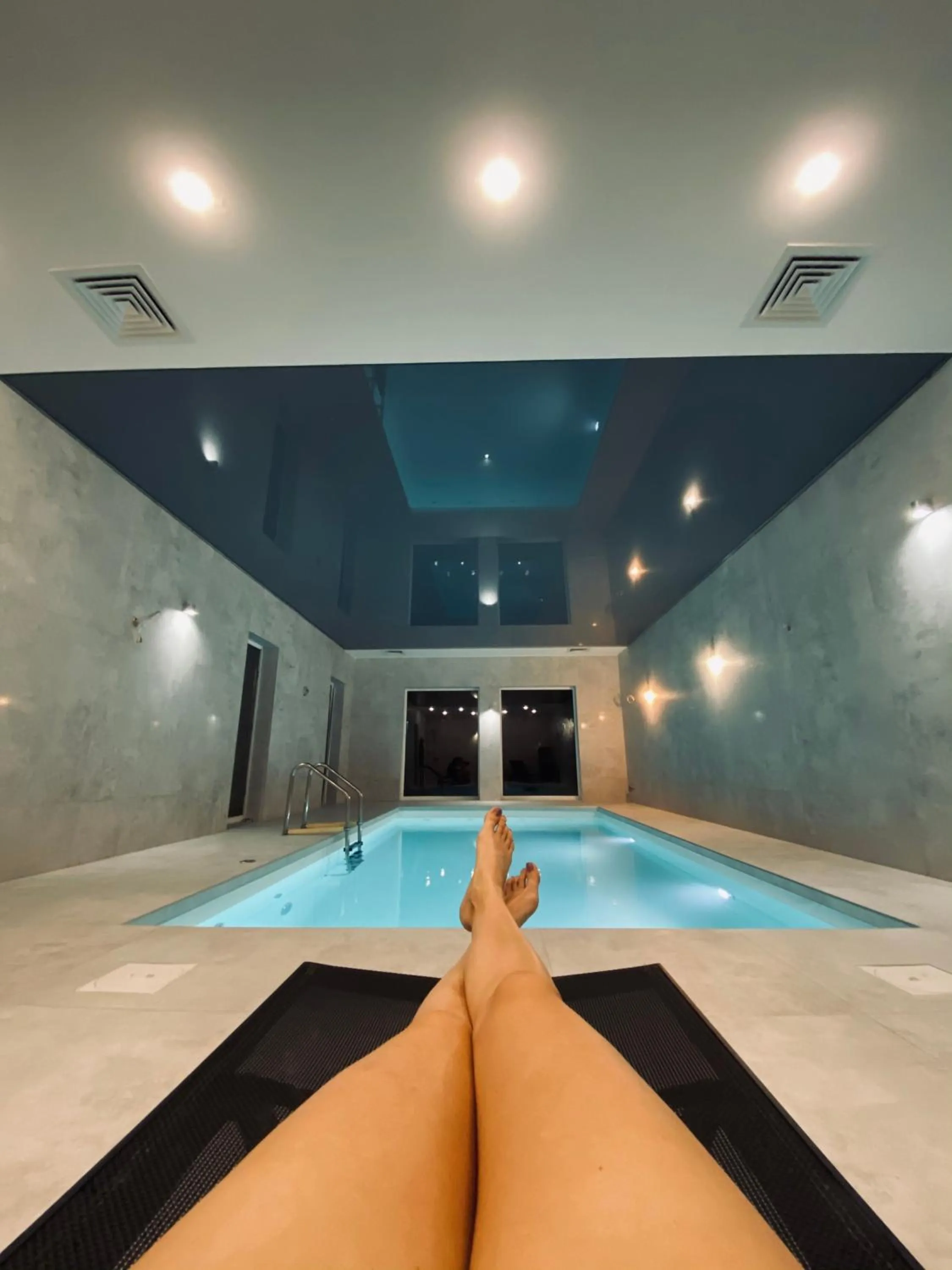 Pool view in La Park Aparthotel