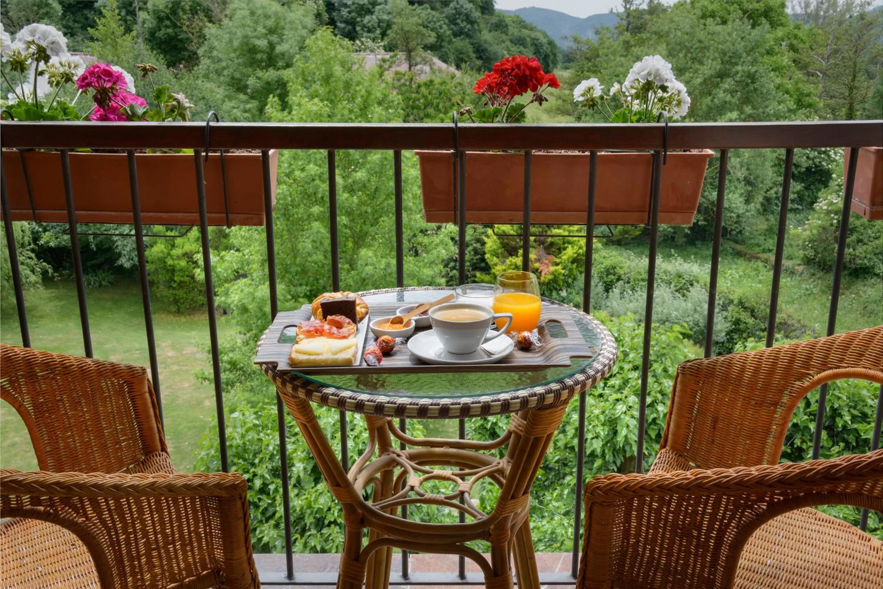 Balcony/Terrace in Hotel Rural Iribarnia
