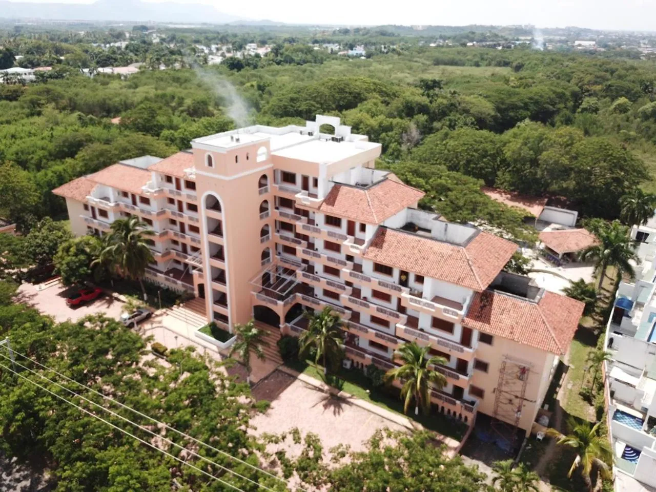 Facade/entrance in Hotel Peñon Suites