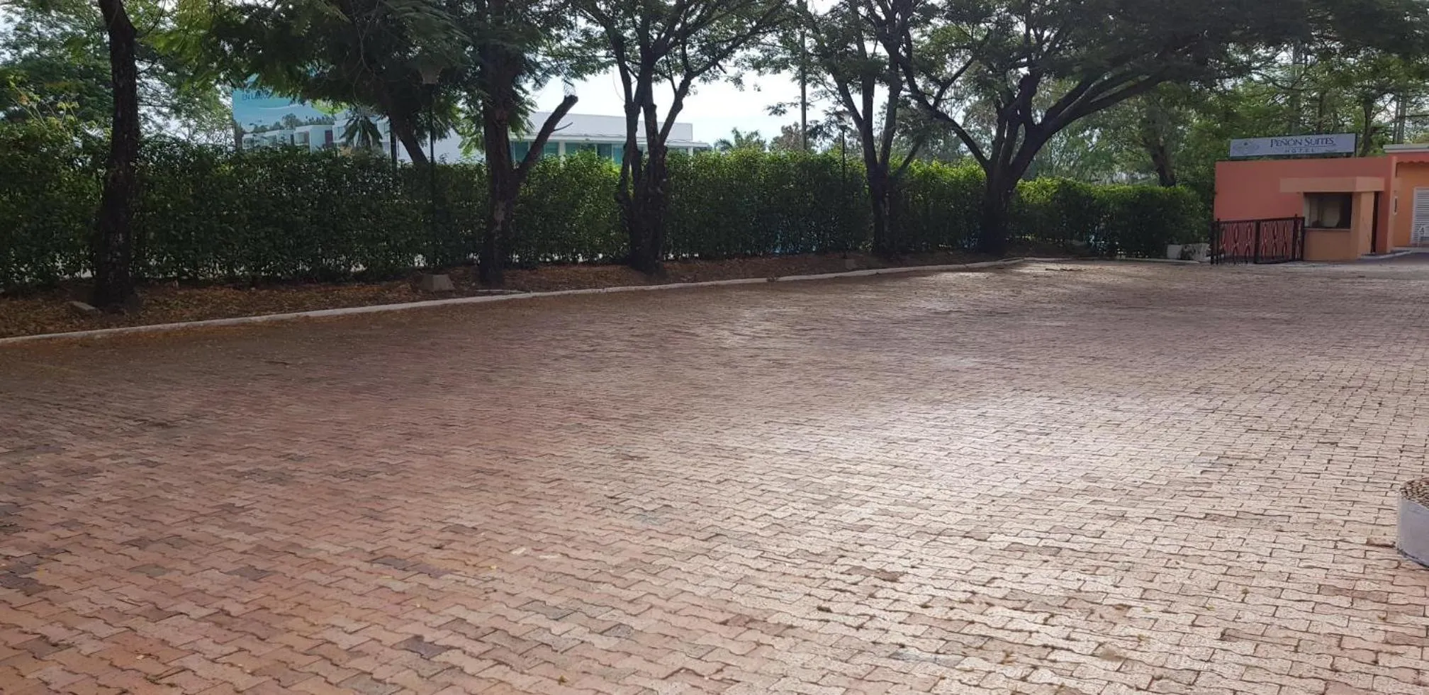 Day in Hotel Peñon Suites