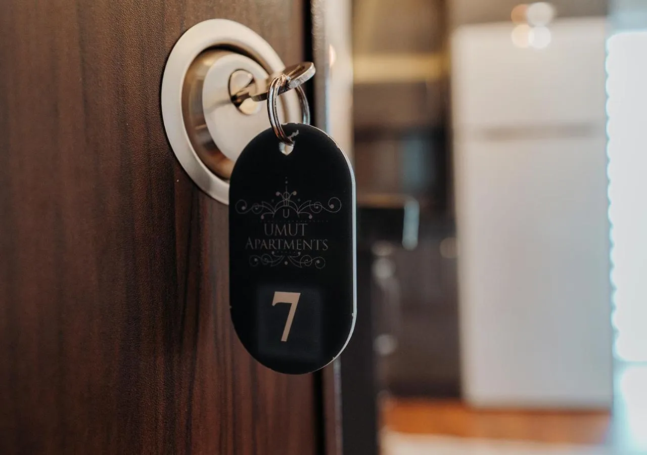 Area and facilities in Umut Apartments