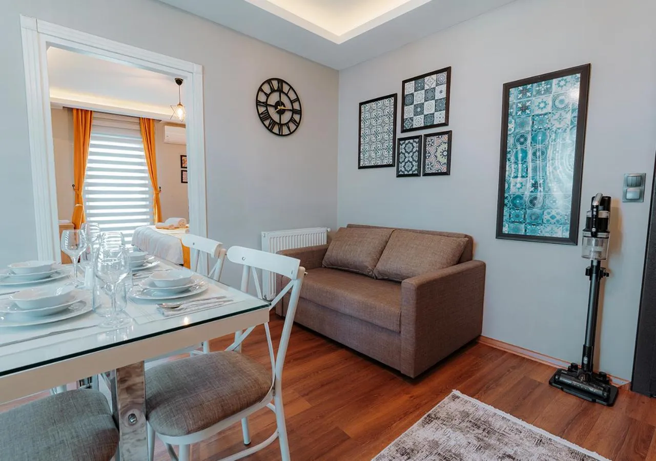 Living room in Umut Apartments