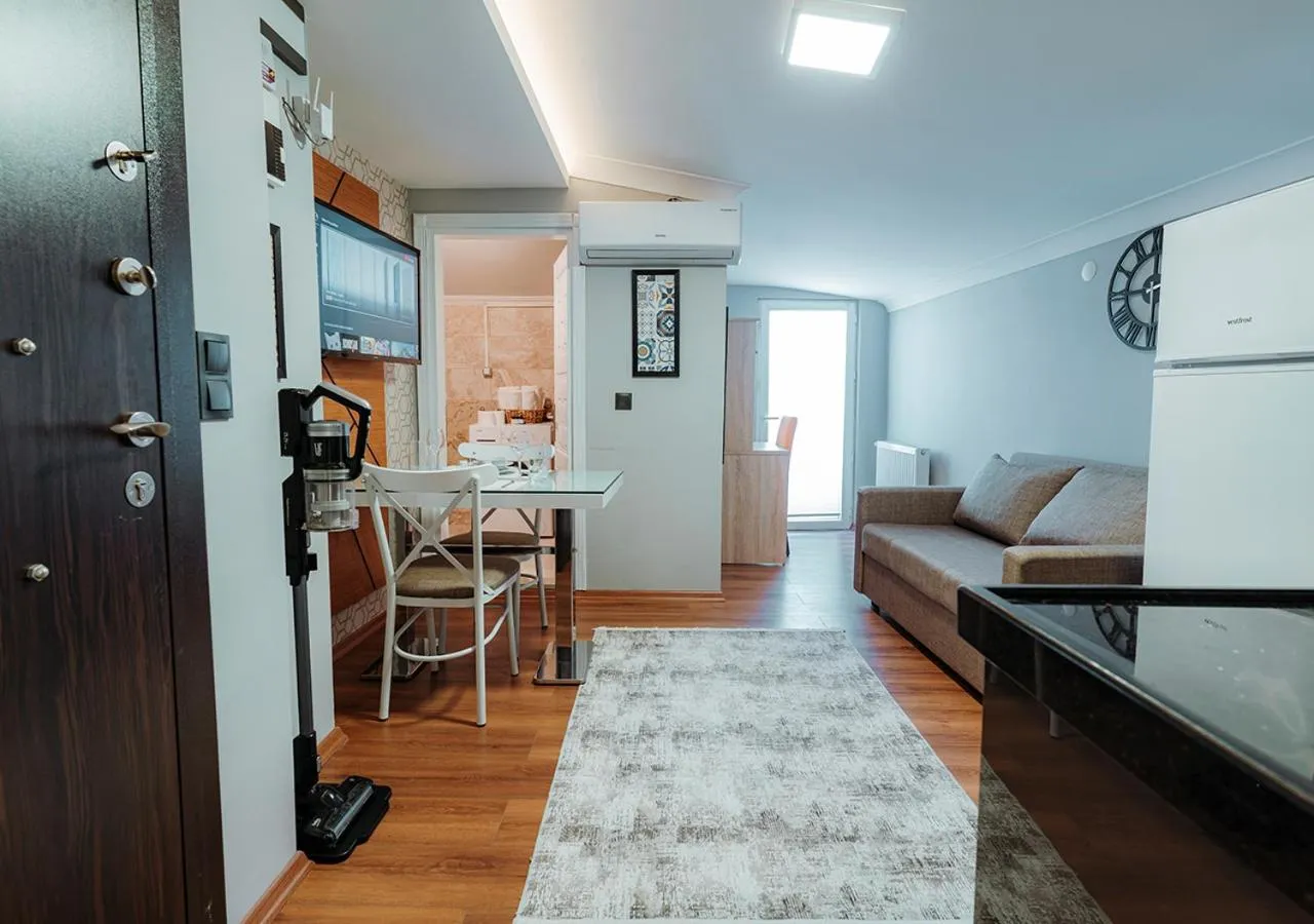 Living room in Umut Apartments