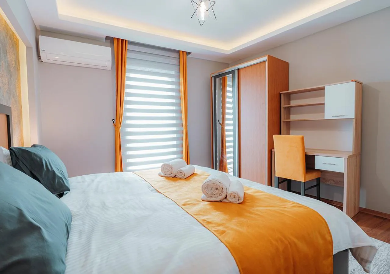 Bedroom, Bed in Umut Apartments