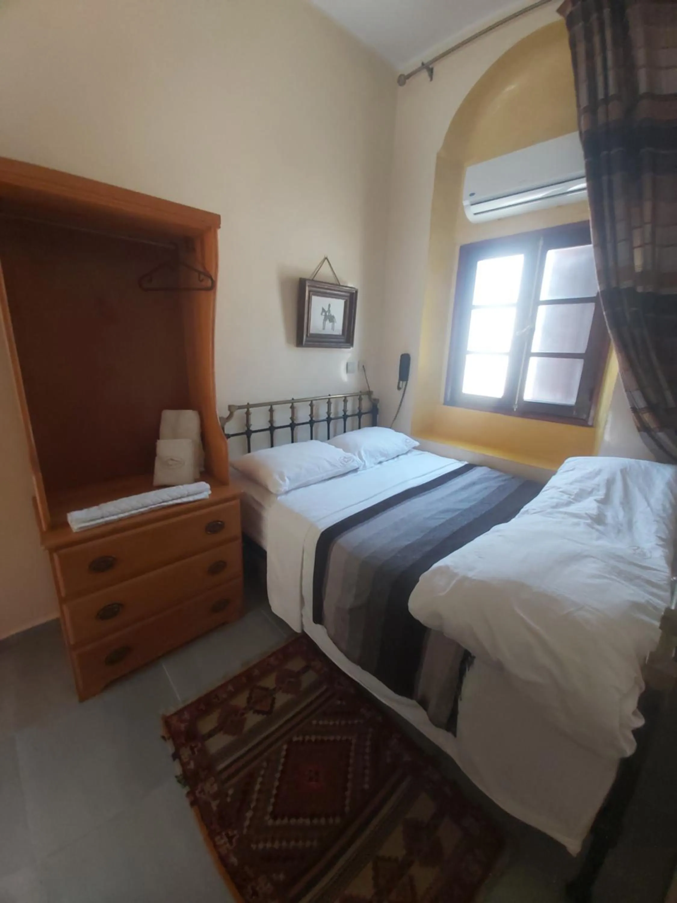 Bedroom, Bed in Ryad 91