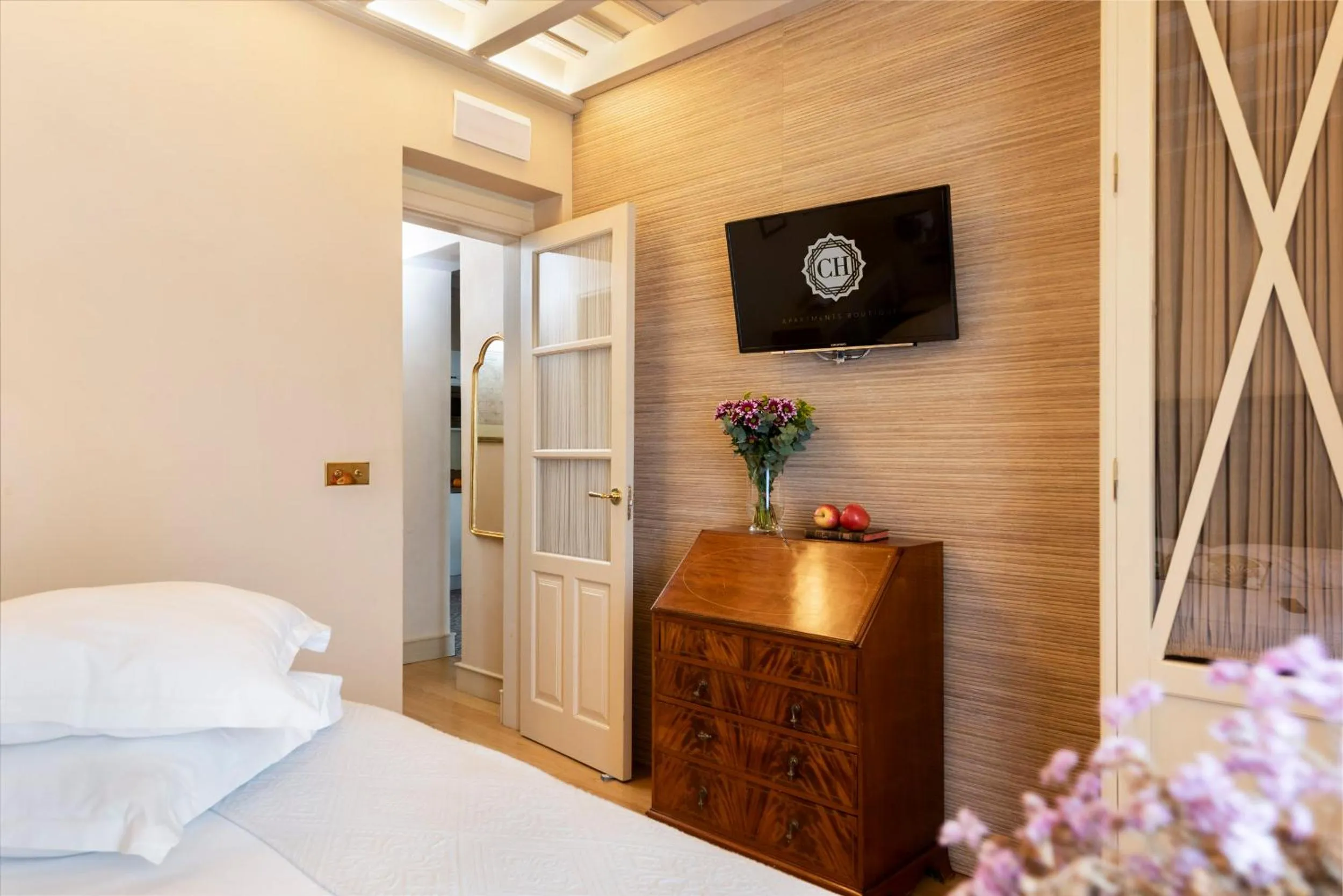 Bed in CH Apartments Boutique