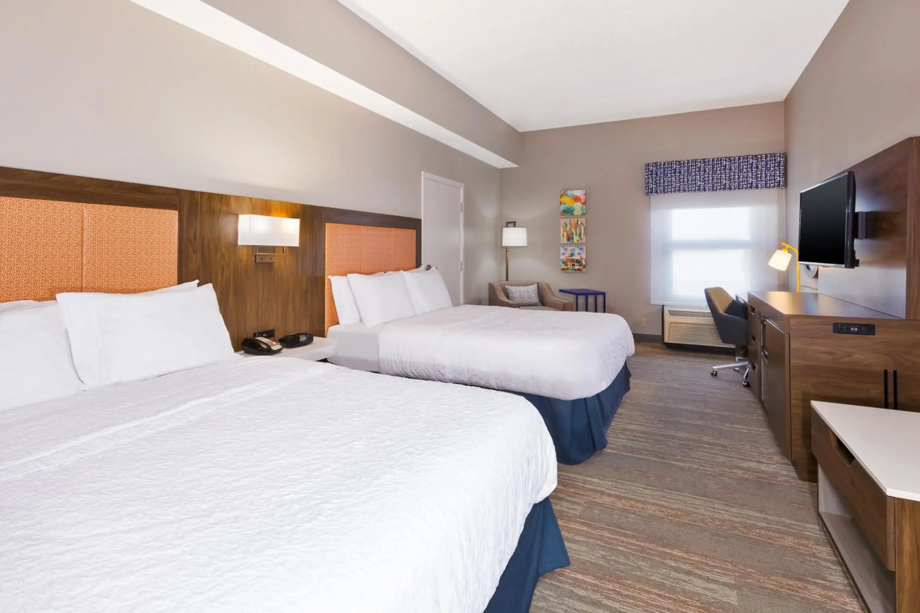 Queen Room with Two Queen Beds - Hearing Access/Non-Smoking in Hampton Inn Princeton Queen Room with Two Queen Beds - Hearing Access/Non-Smoking in Hampton Inn Princeton