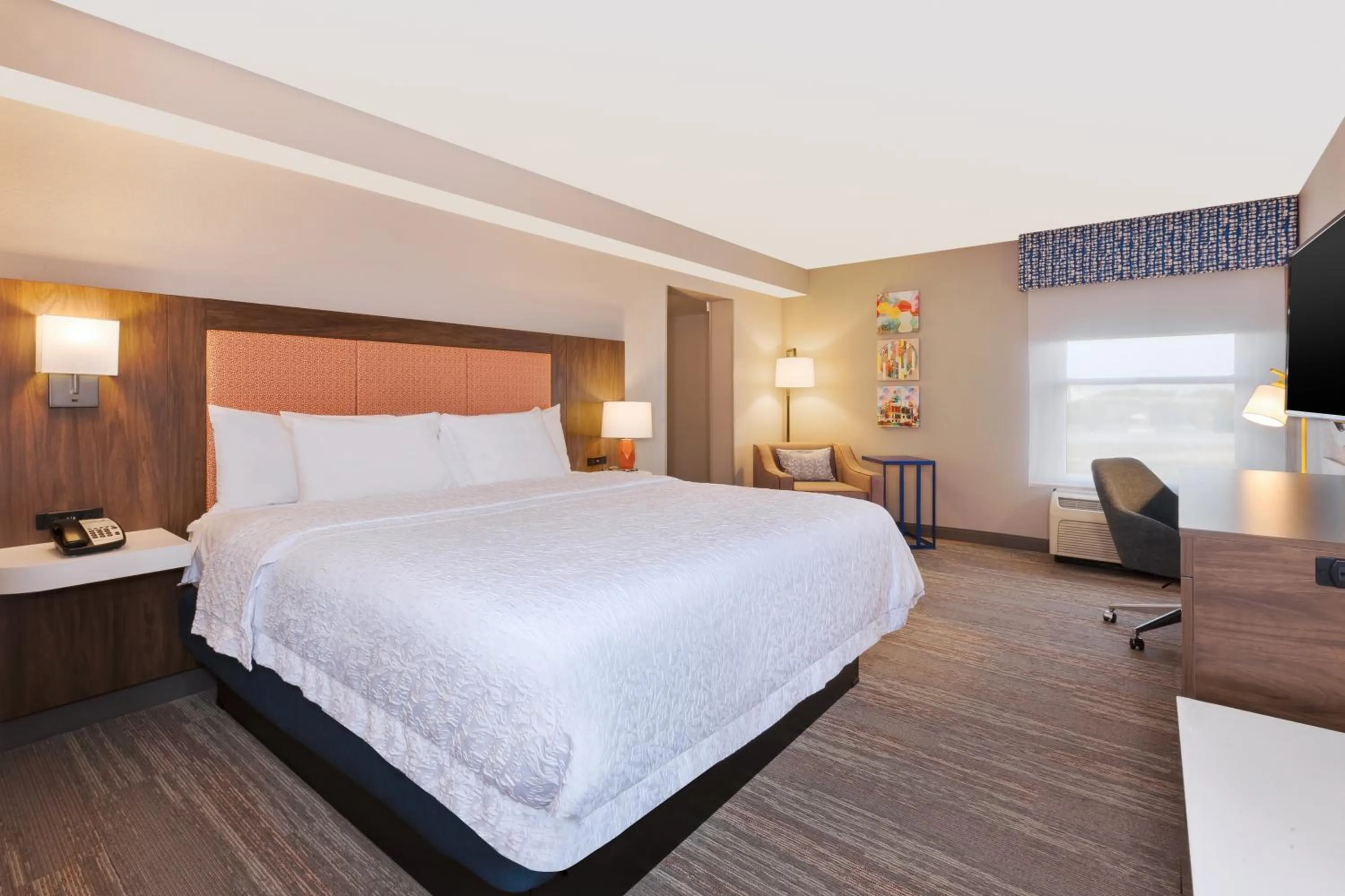 Bed in Hampton Inn Princeton