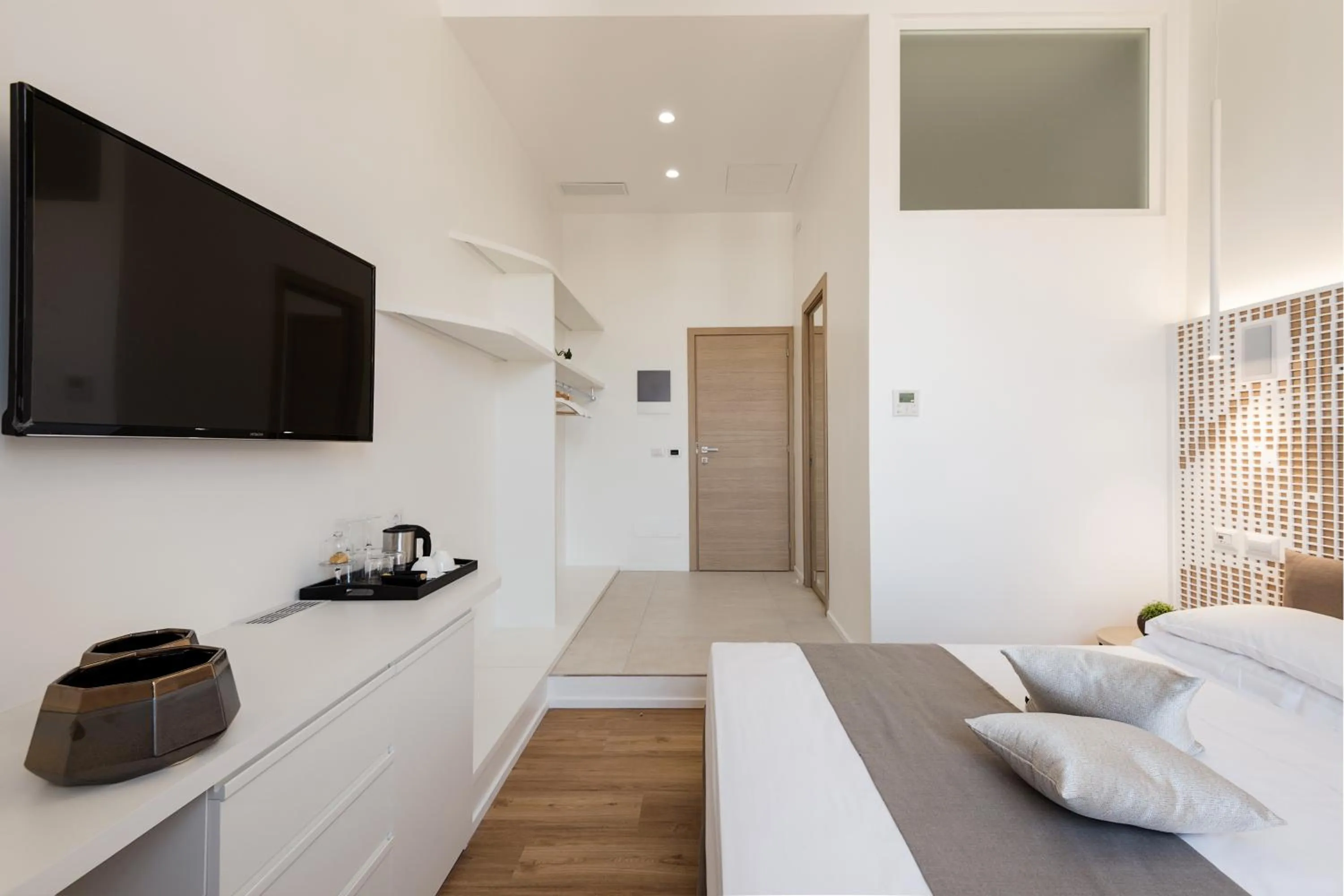 Photo of the whole room, Bed in Numa Roma Guesthouse