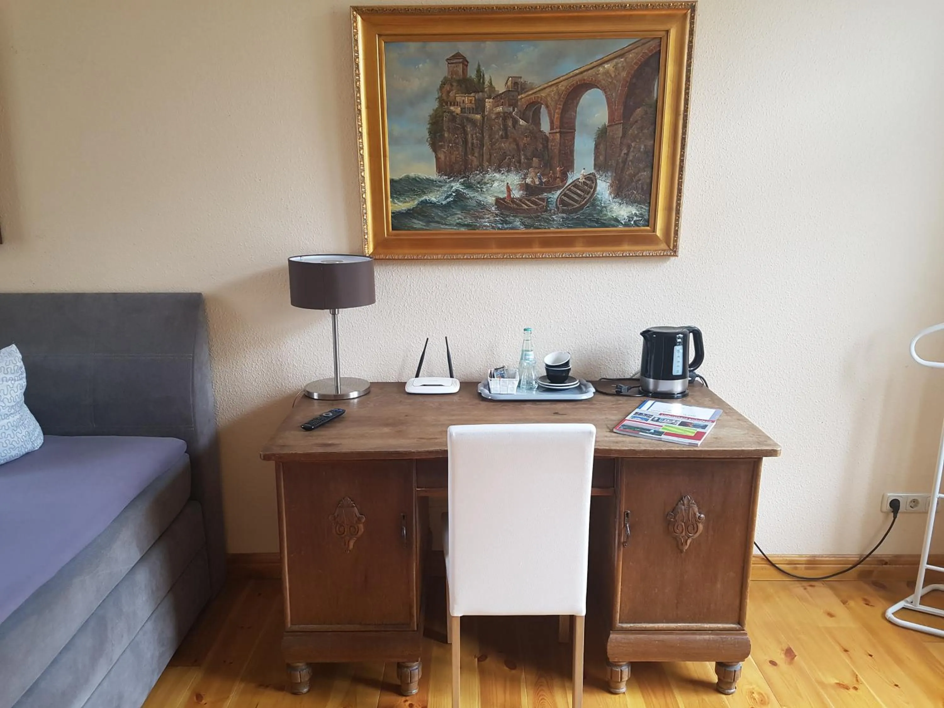 Coffee/tea facilities in Schillers Hotel & Café - GARNI -