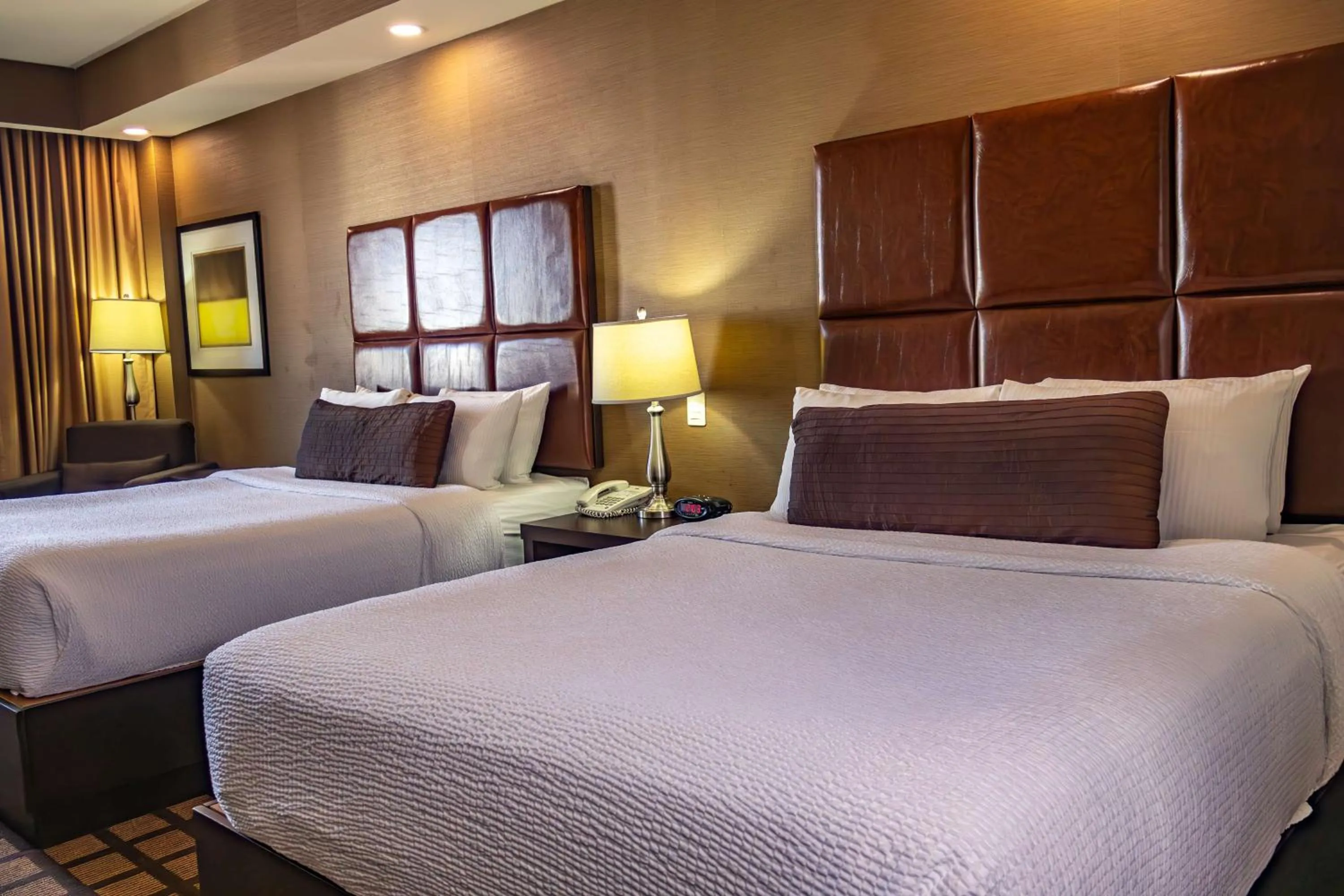 Bedroom, Bed in Best Western PREMIER Monterrey Aeropuerto