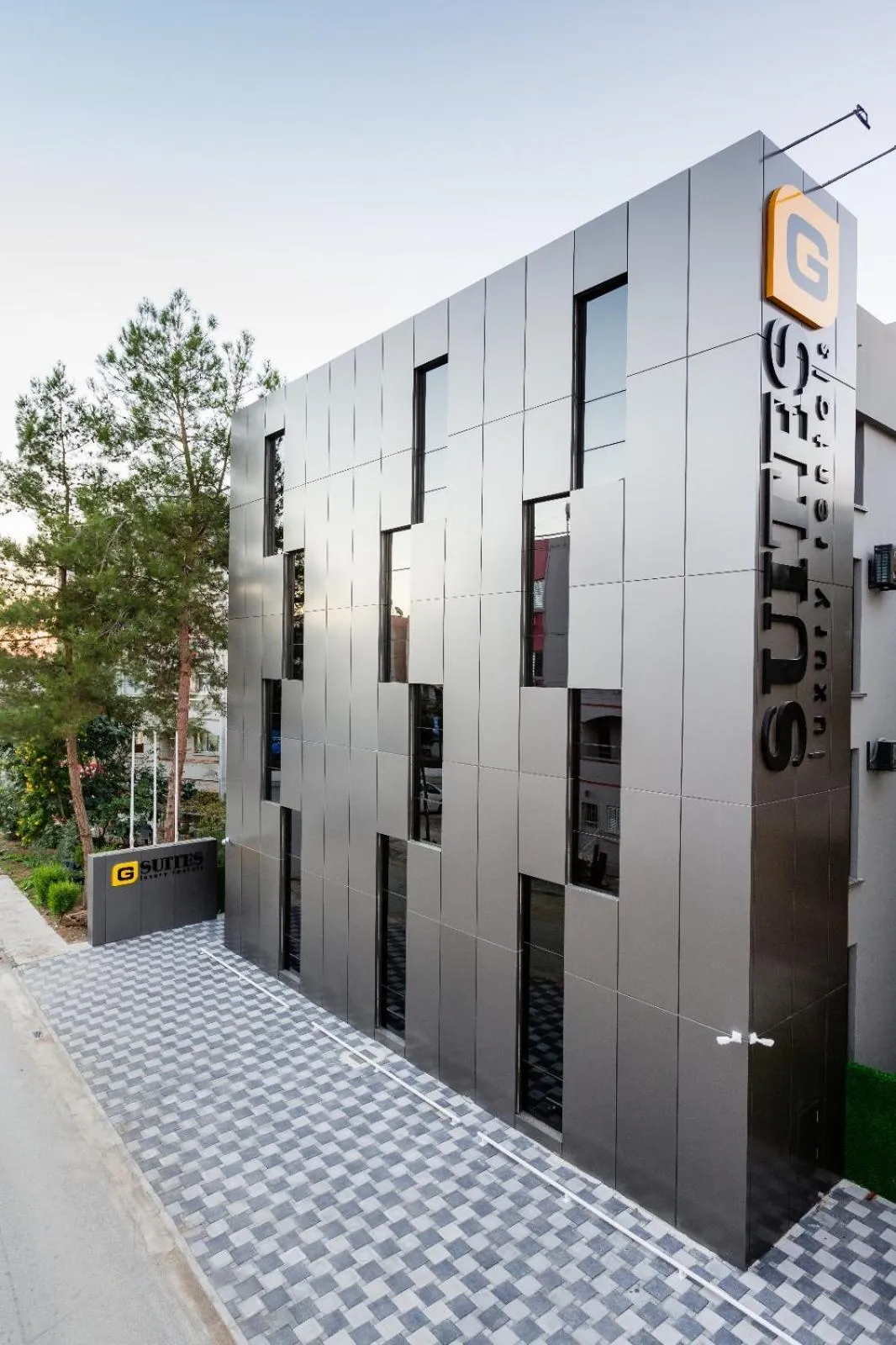 Property building in G Suites Luxury Rentals