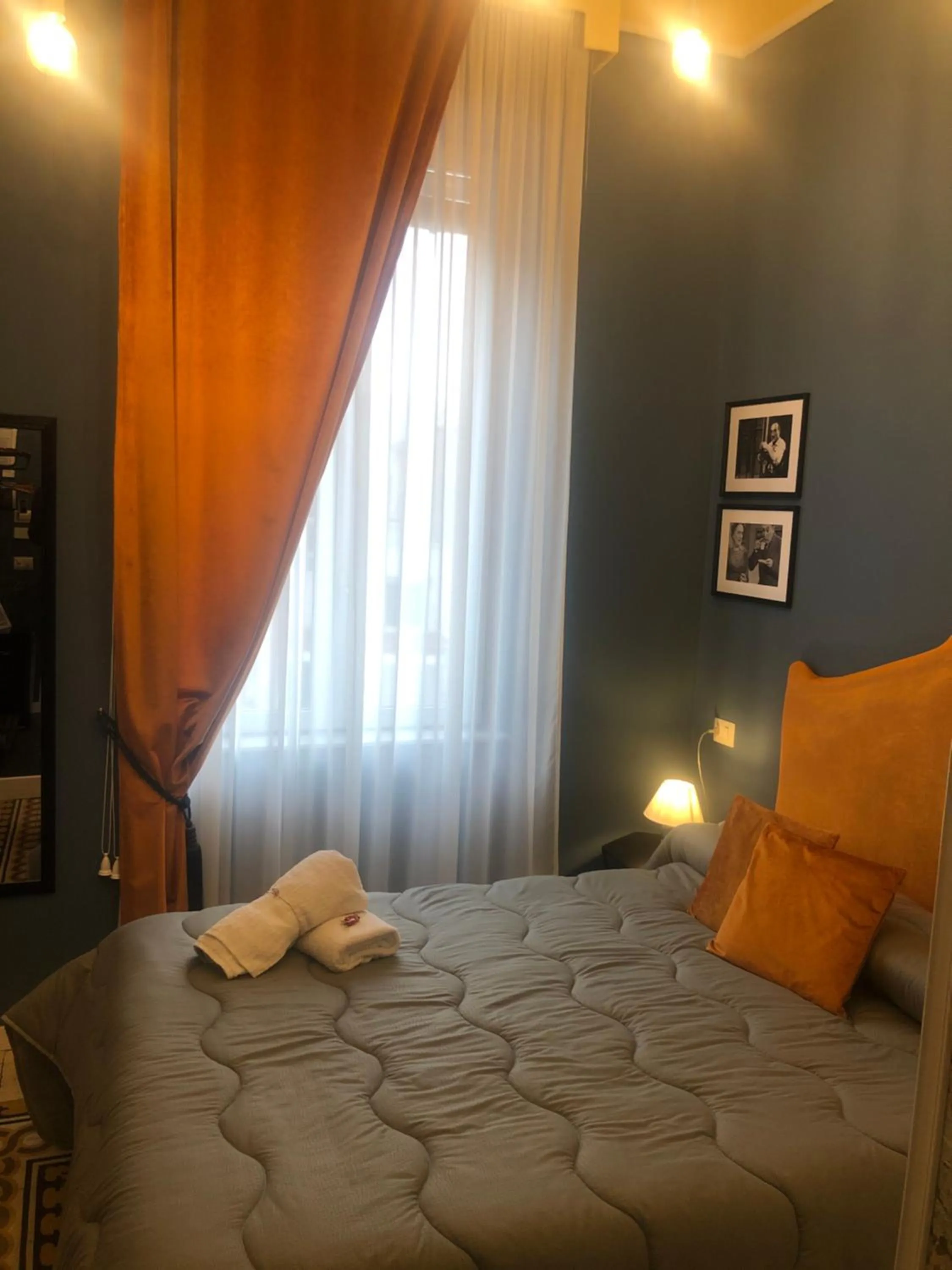Photo of the whole room, Bed in aroma - Neapolitan BnB