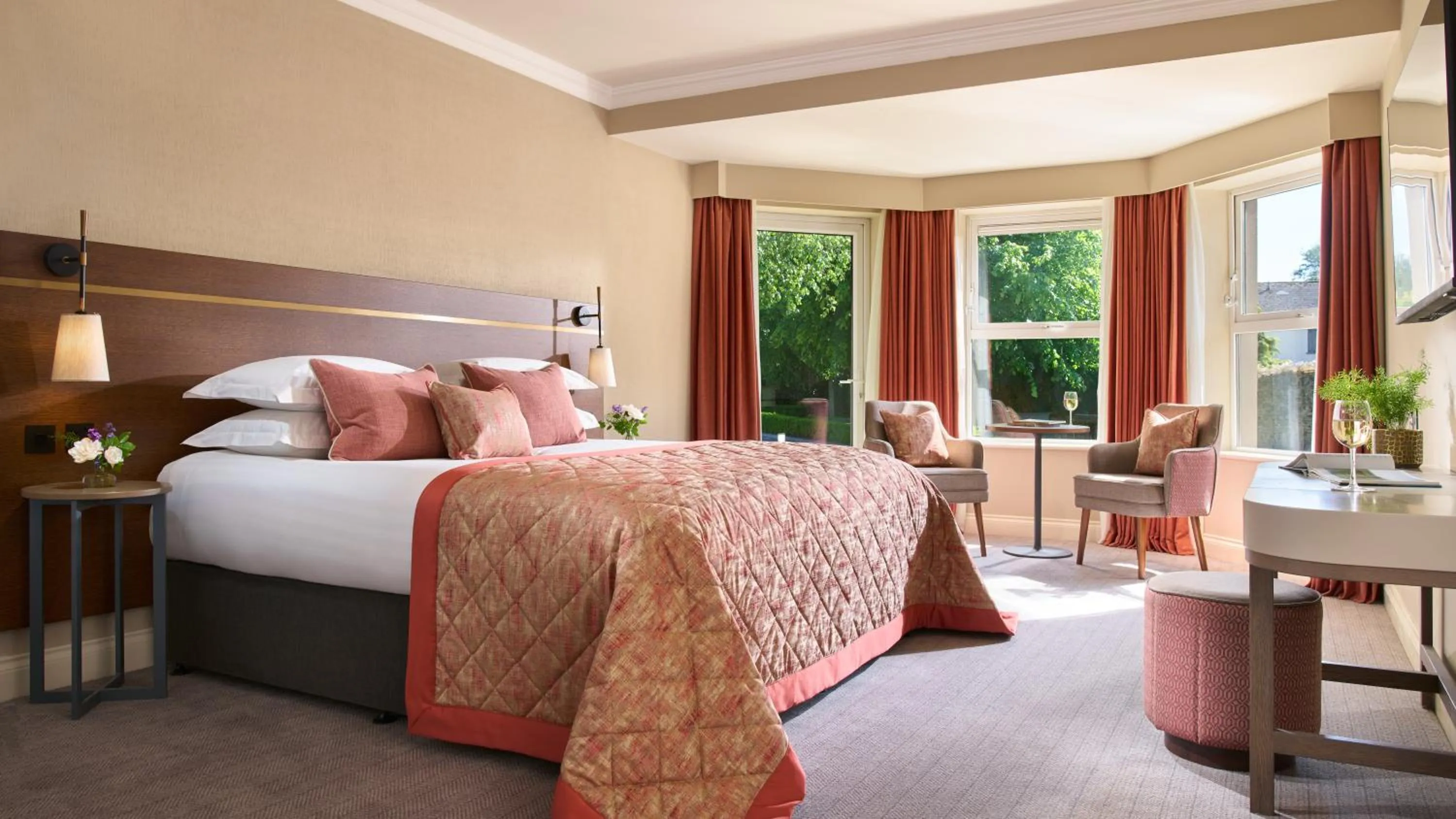 Bed in Tulfarris Hotel and Golf Resort