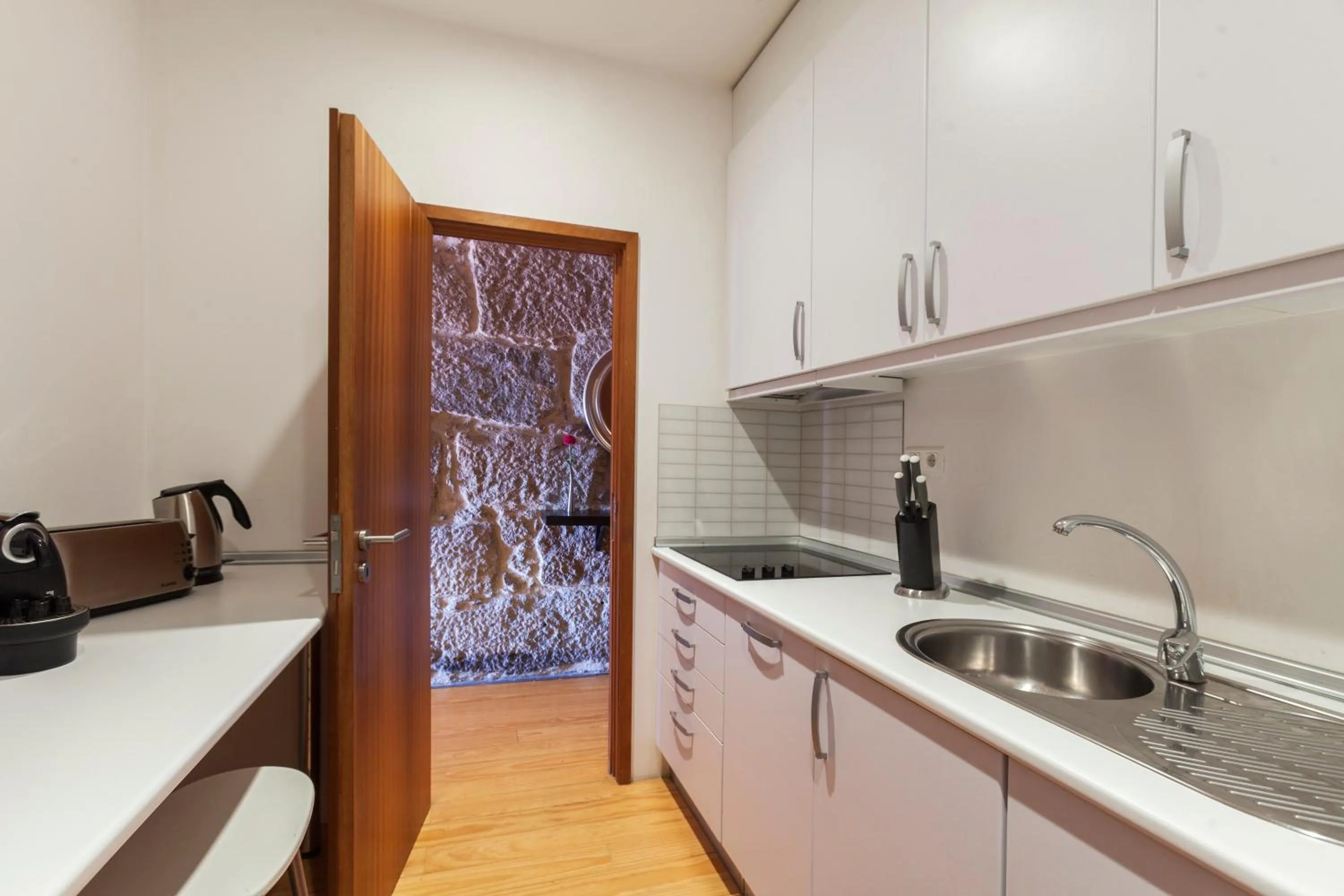 Kitchen or kitchenette in Go2oporto - Ribeira do Porto