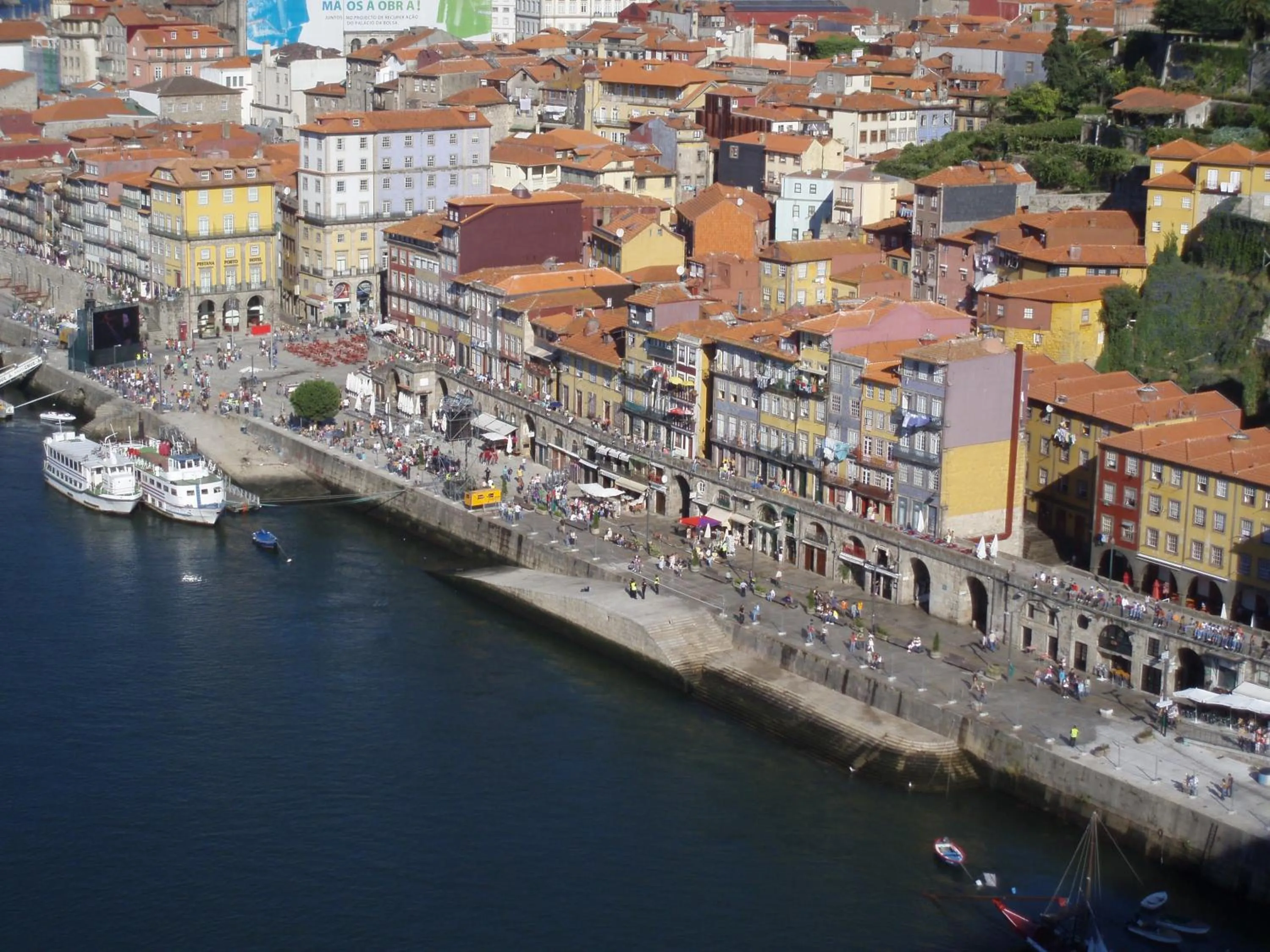 Restaurant/places to eat in Go2oporto - Ribeira do Porto