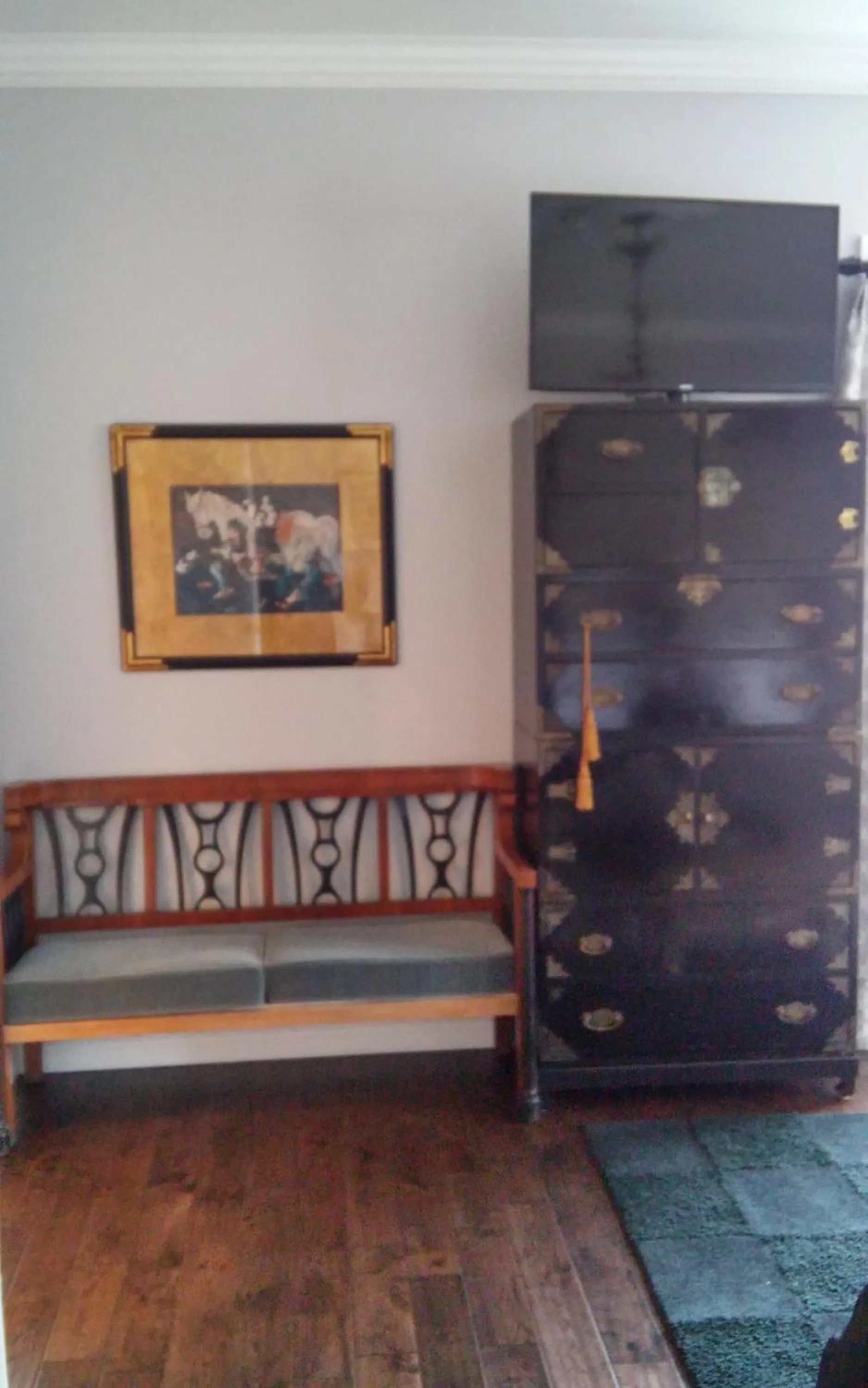 Seating area in Inntiquity, A Country Inn