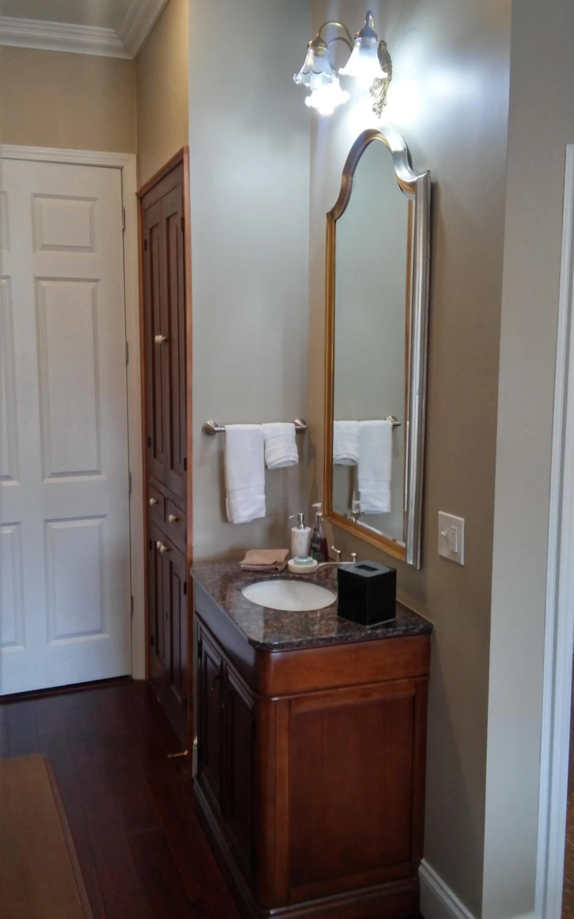 Bathroom in Inntiquity, A Country Inn