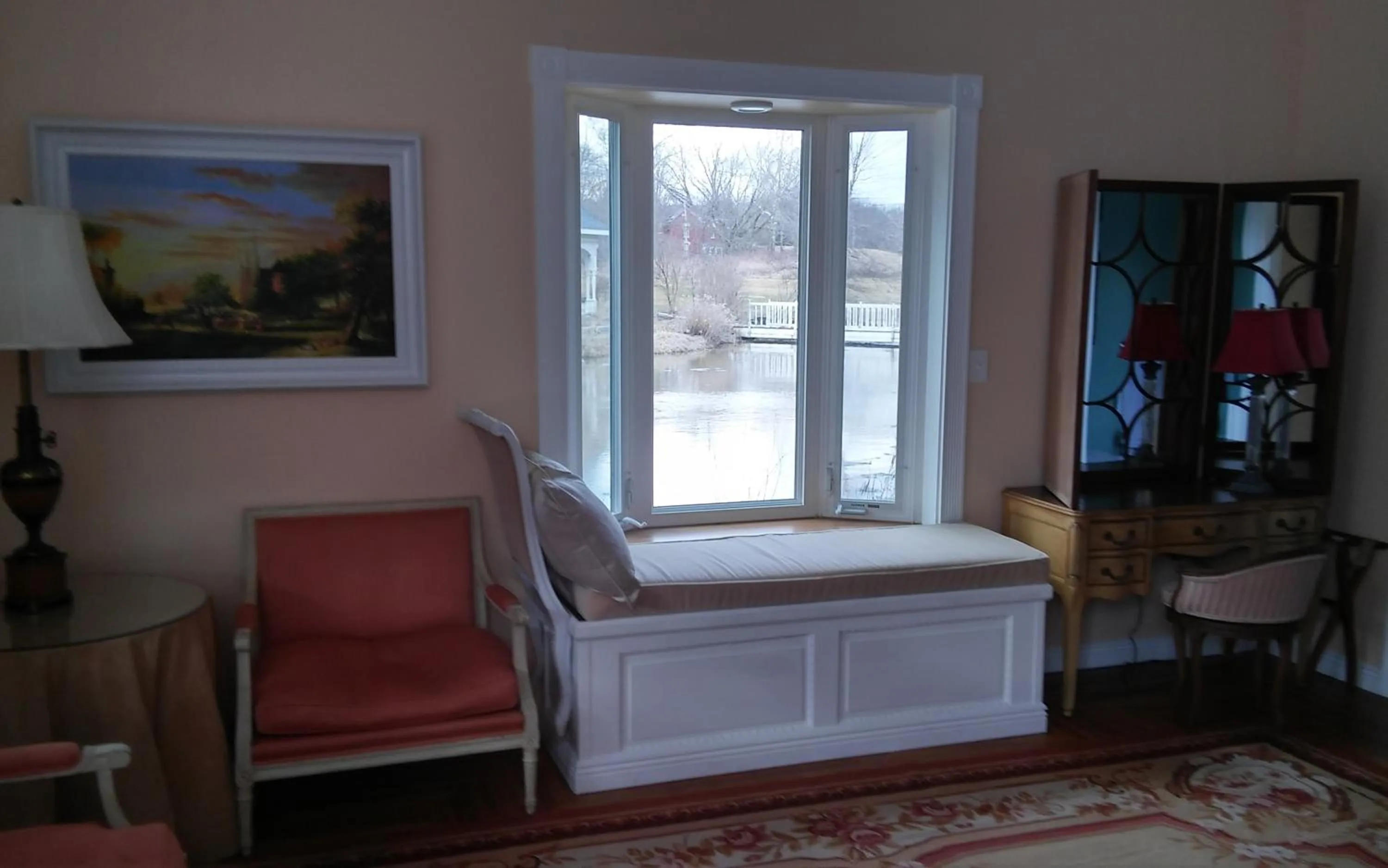 Seating area in Inntiquity, A Country Inn