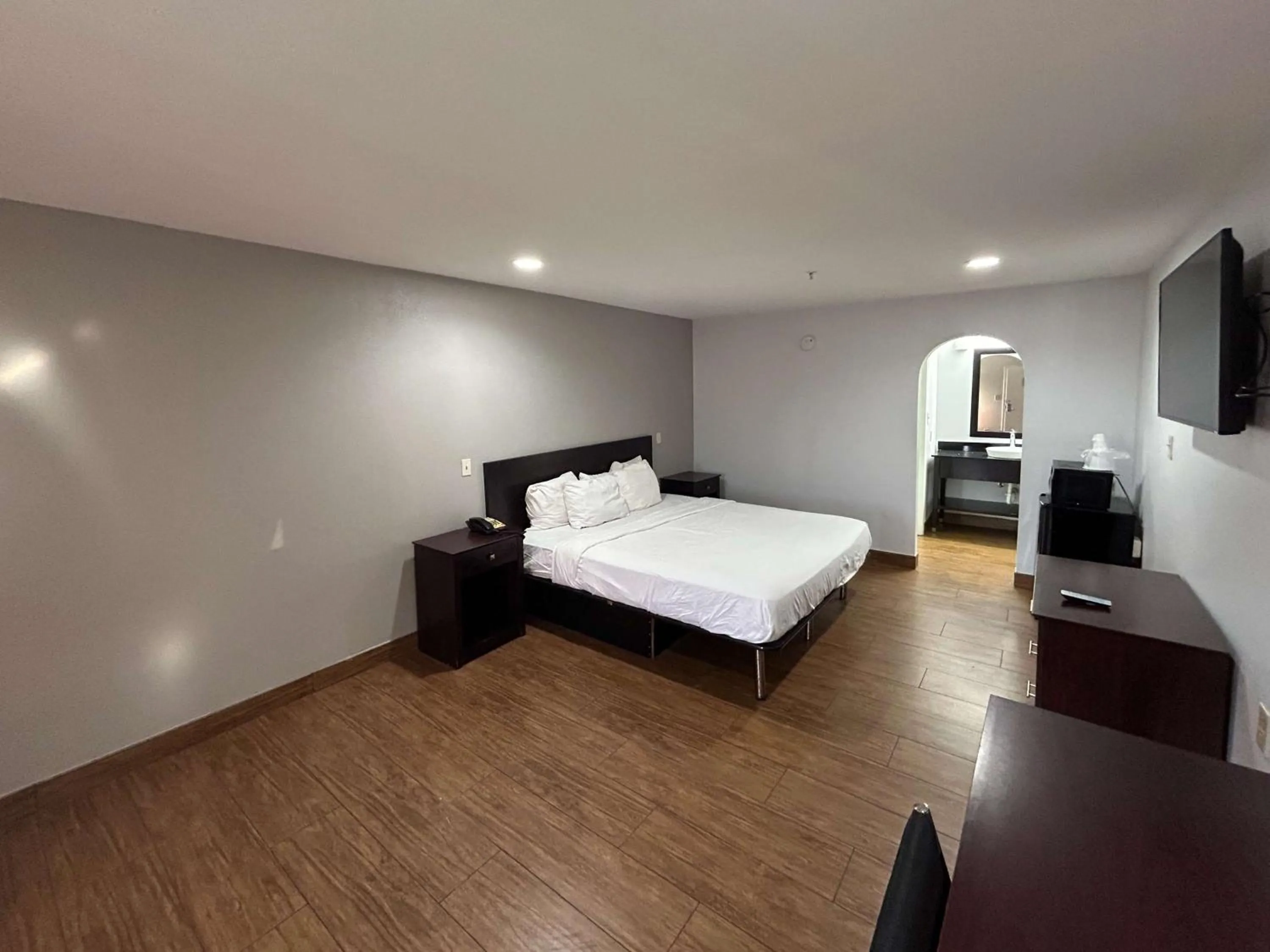 Bedroom, Bed in Motel 6 Denham Springs, LA