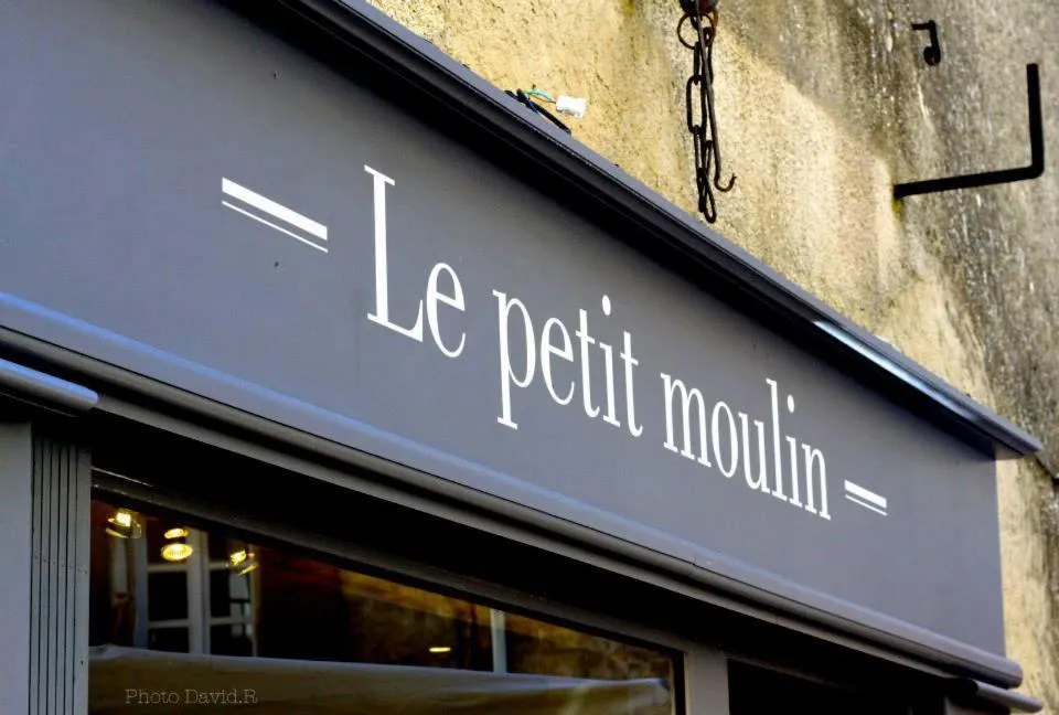 Facade/entrance in LE PETIT MOULIN