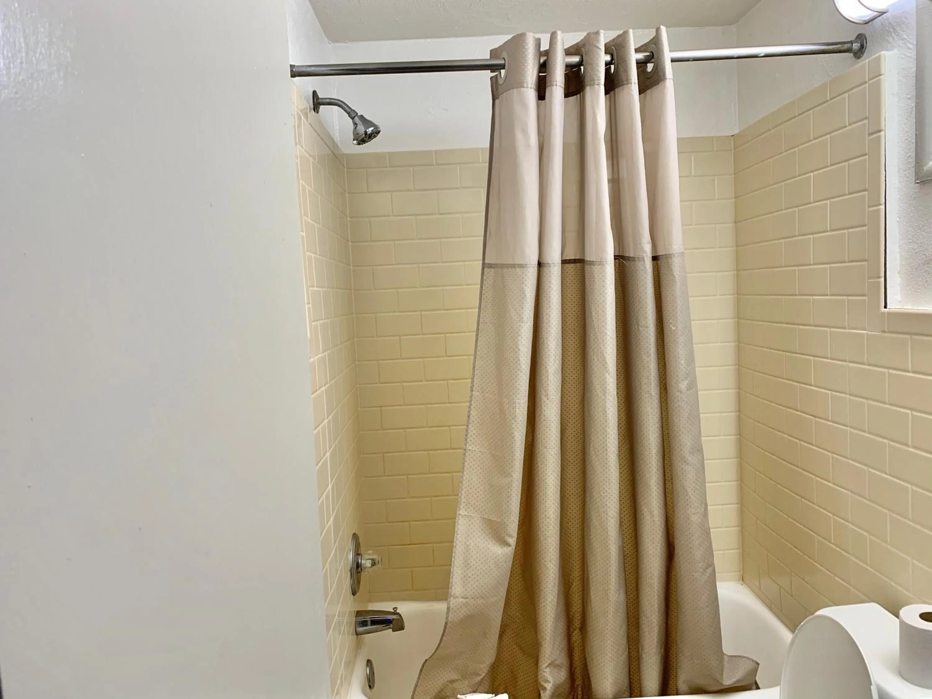 Scottish Inns and Suites- Bordentown, NJ