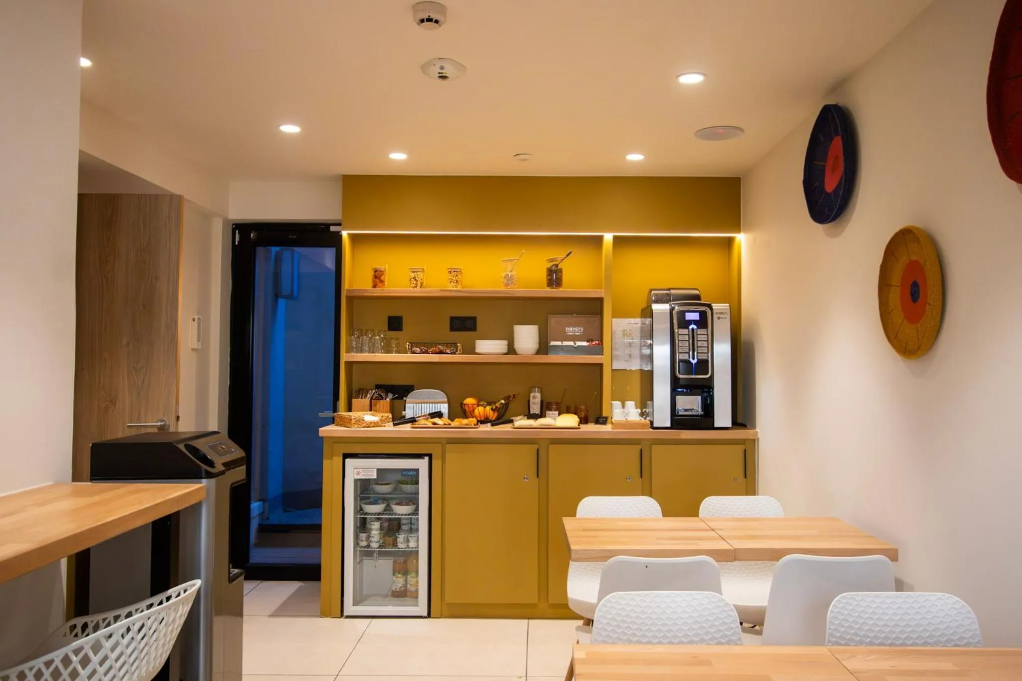 Breakfast in HOTEL AMBASSADEUR