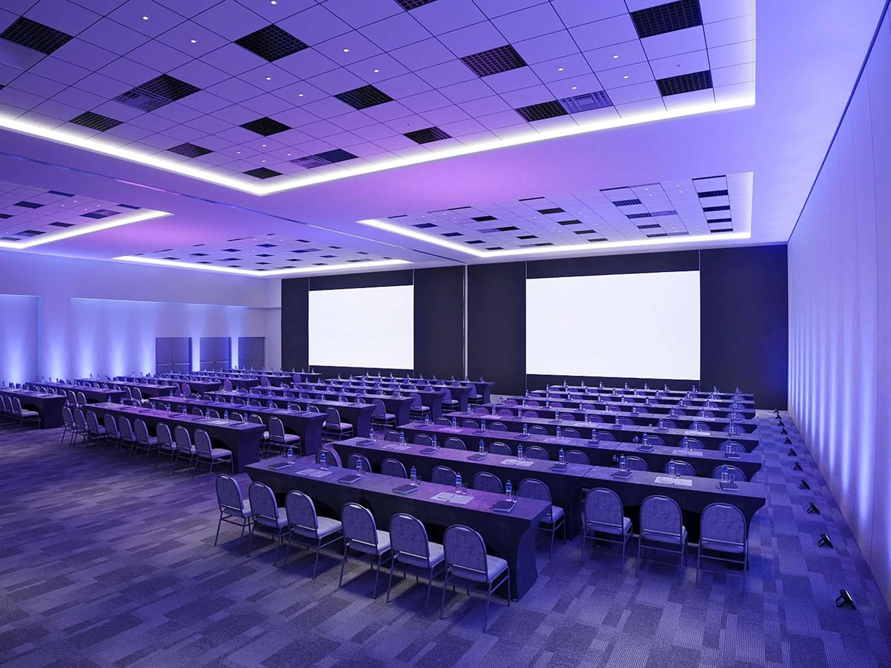 Meeting/conference room in Grand Mercure Sao Paulo Vila Olimpia