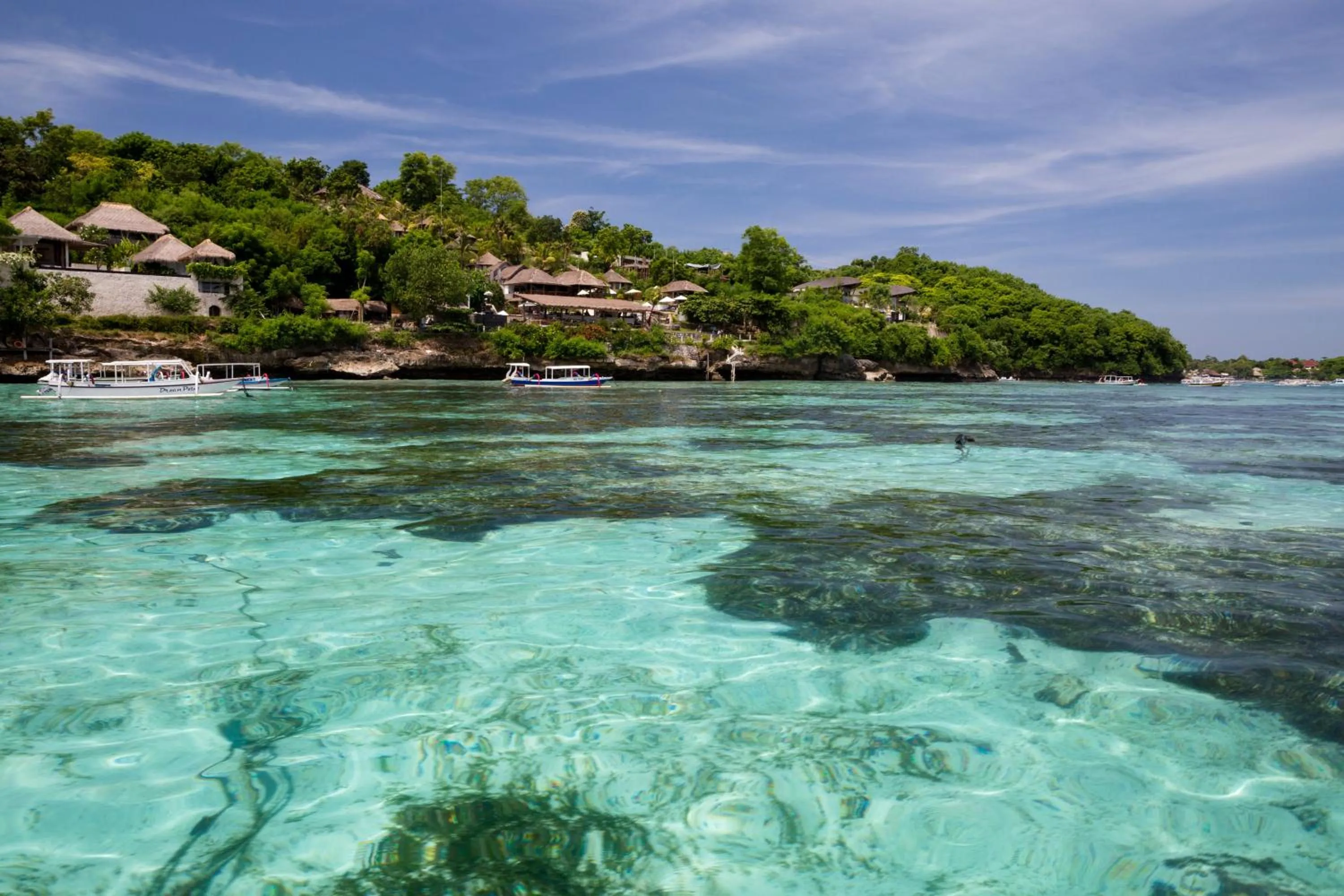 3 Monkeys Lembongan Studio apartments gym recovery centre