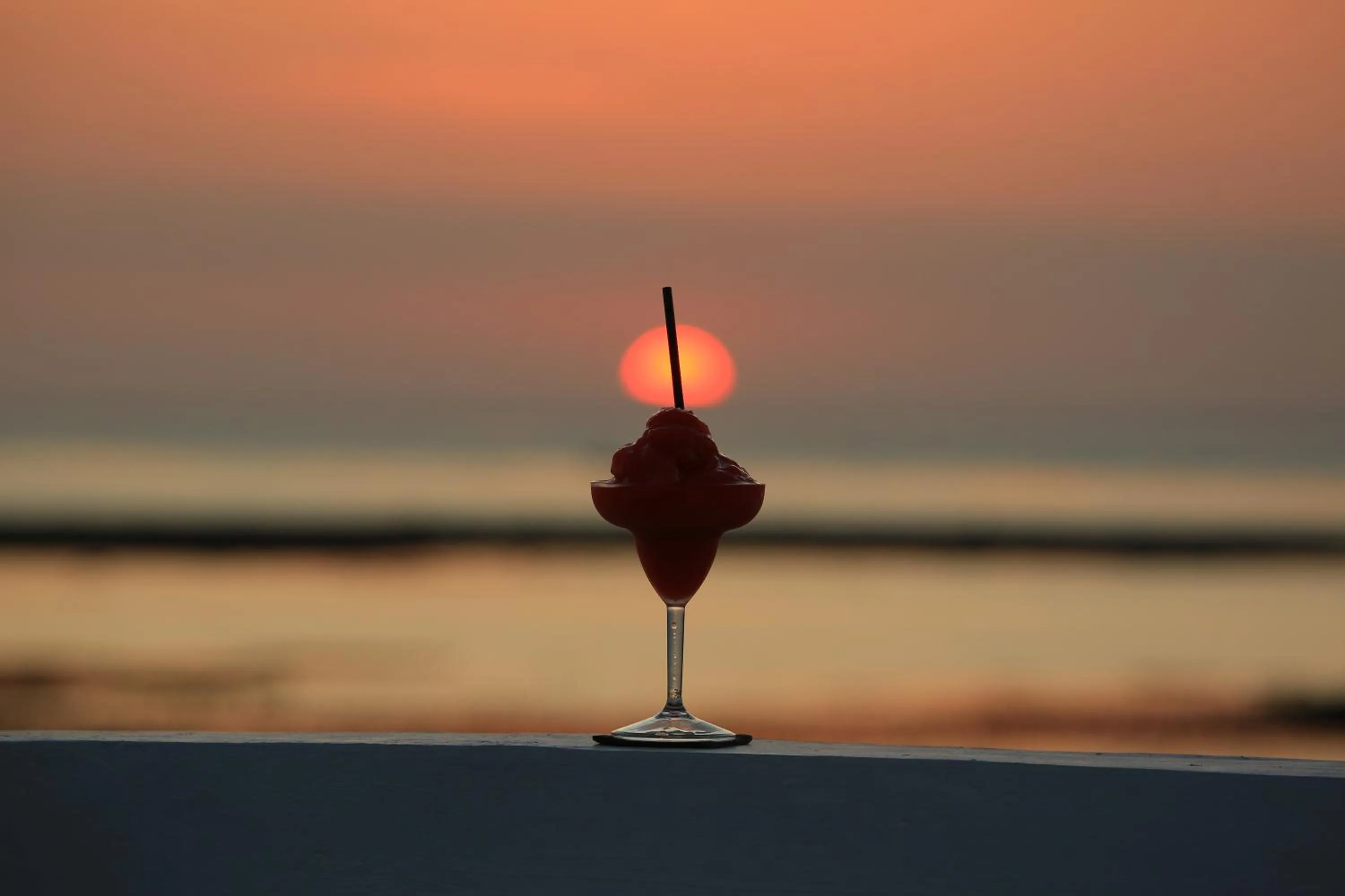 Sunset in 3 Monkeys Lembongan Studio apartments gym recovery centre