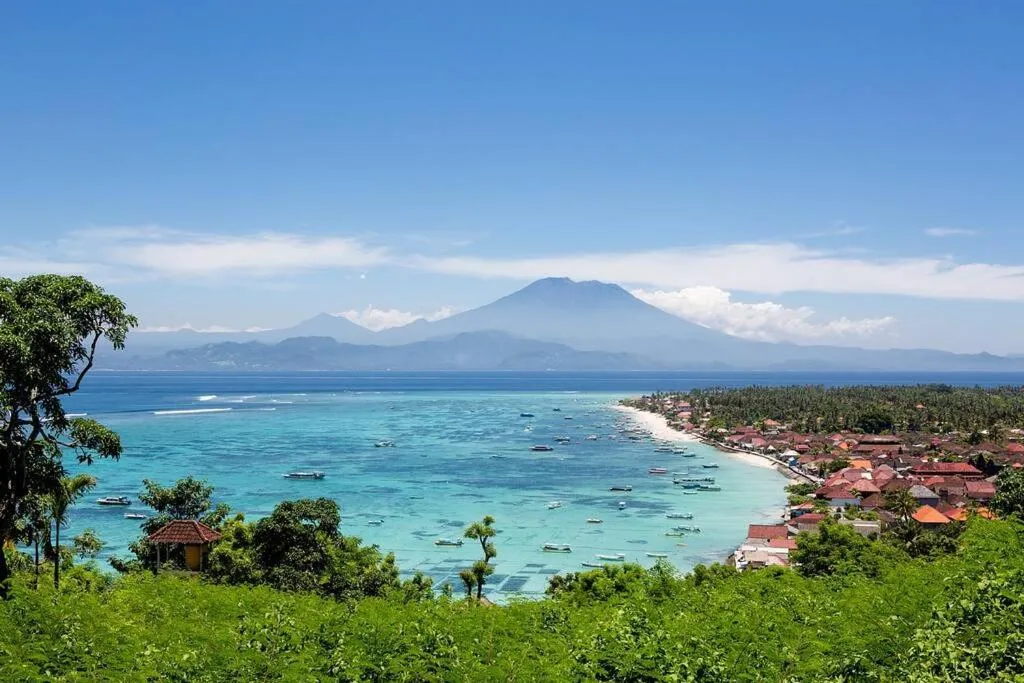 3 Monkeys Lembongan Studio apartments gym recovery centre