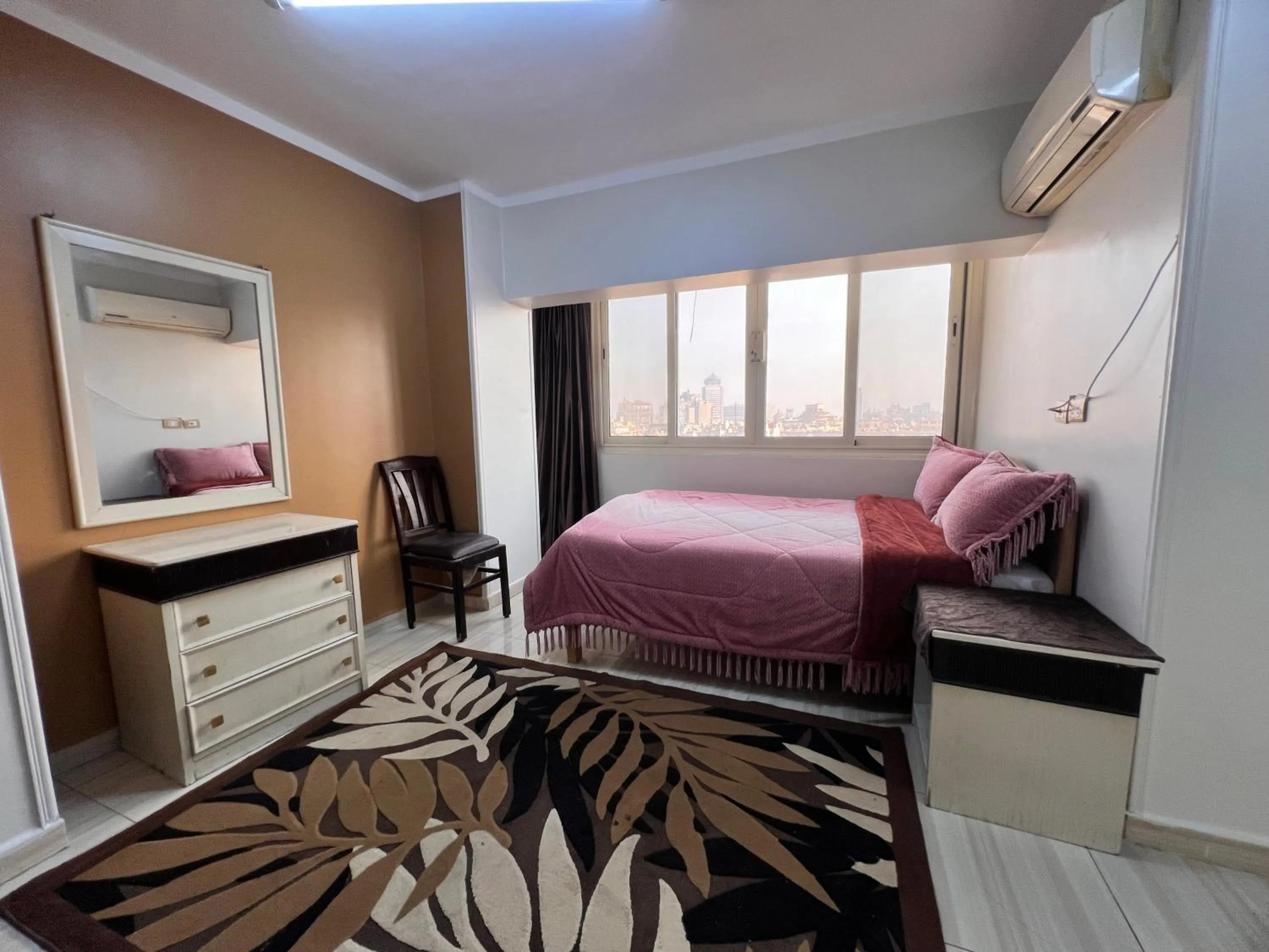 Property building, Bed in Isis Hostel 2