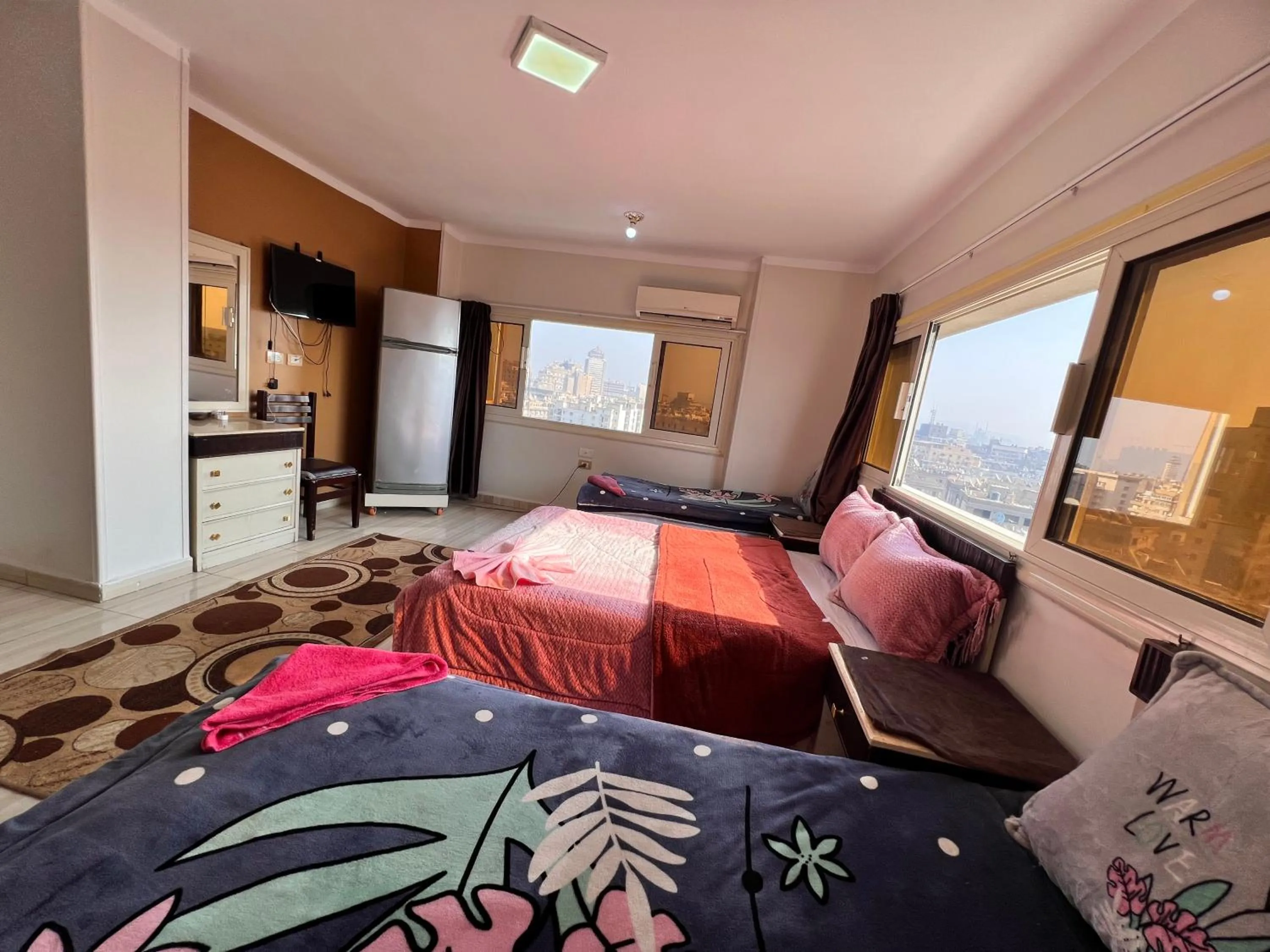 Property building, Bed in Isis Hostel 2