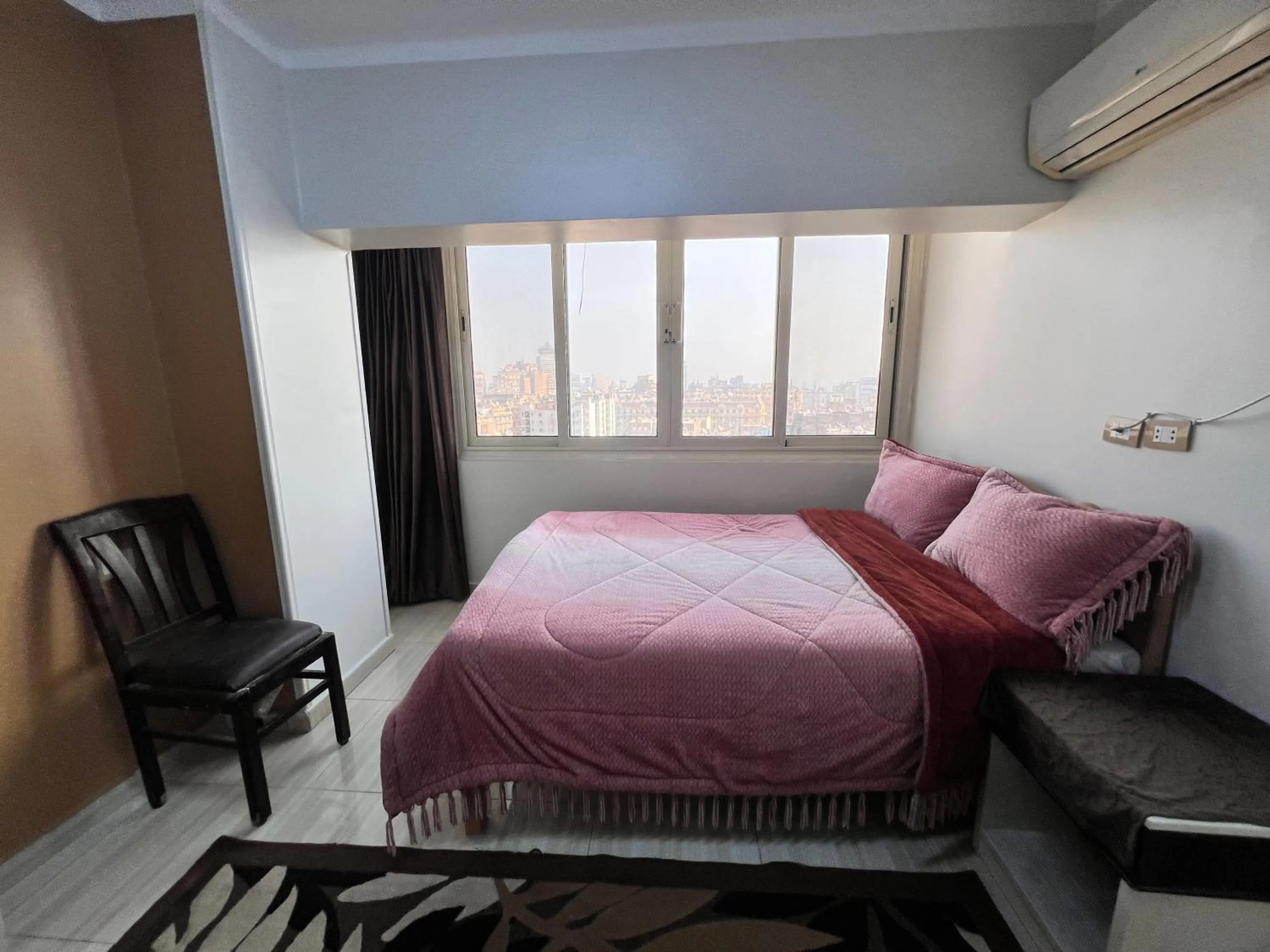 Property building, Bed in Isis Hostel 2