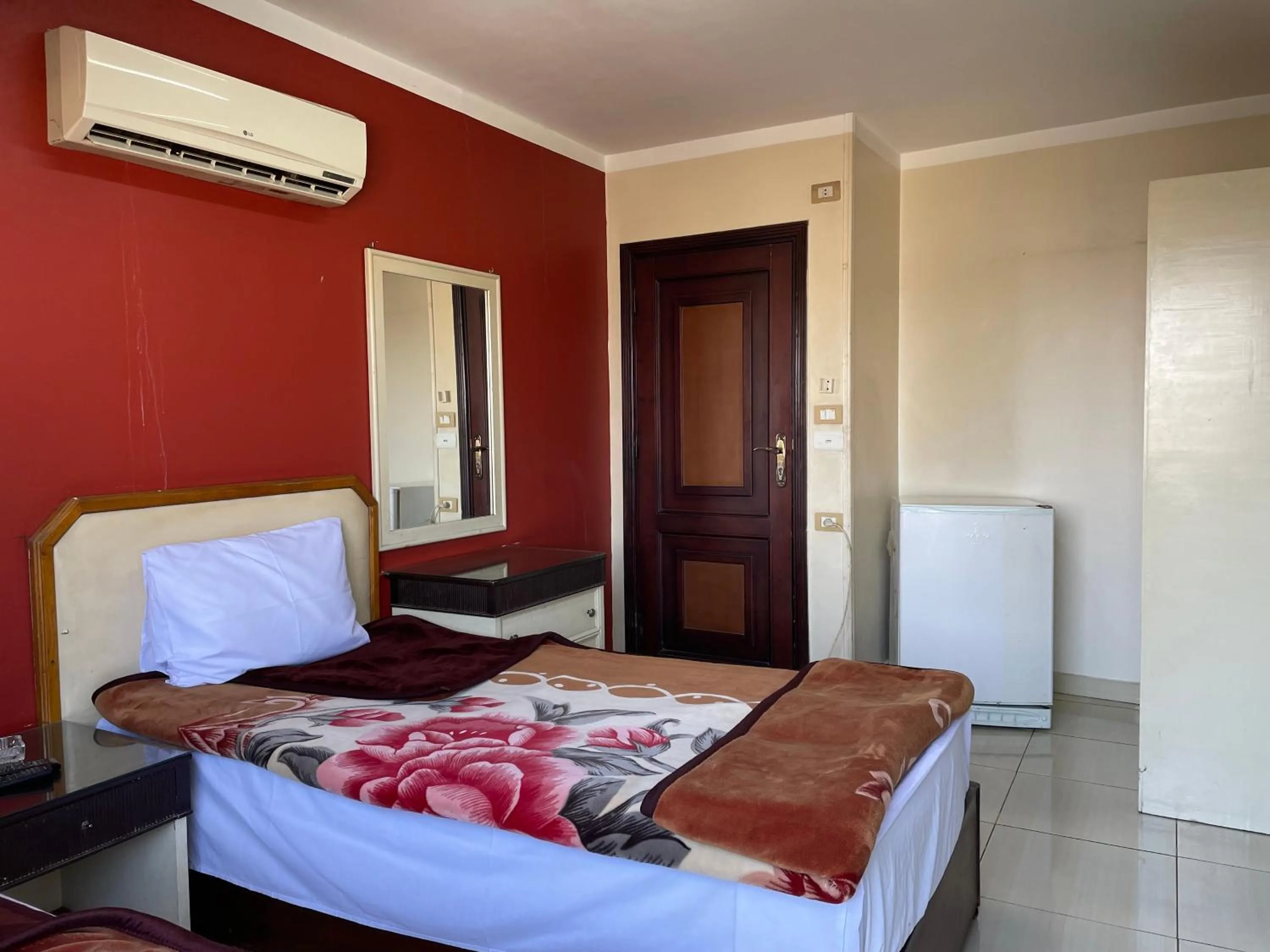 Bedroom, Bed in Isis Hostel 2