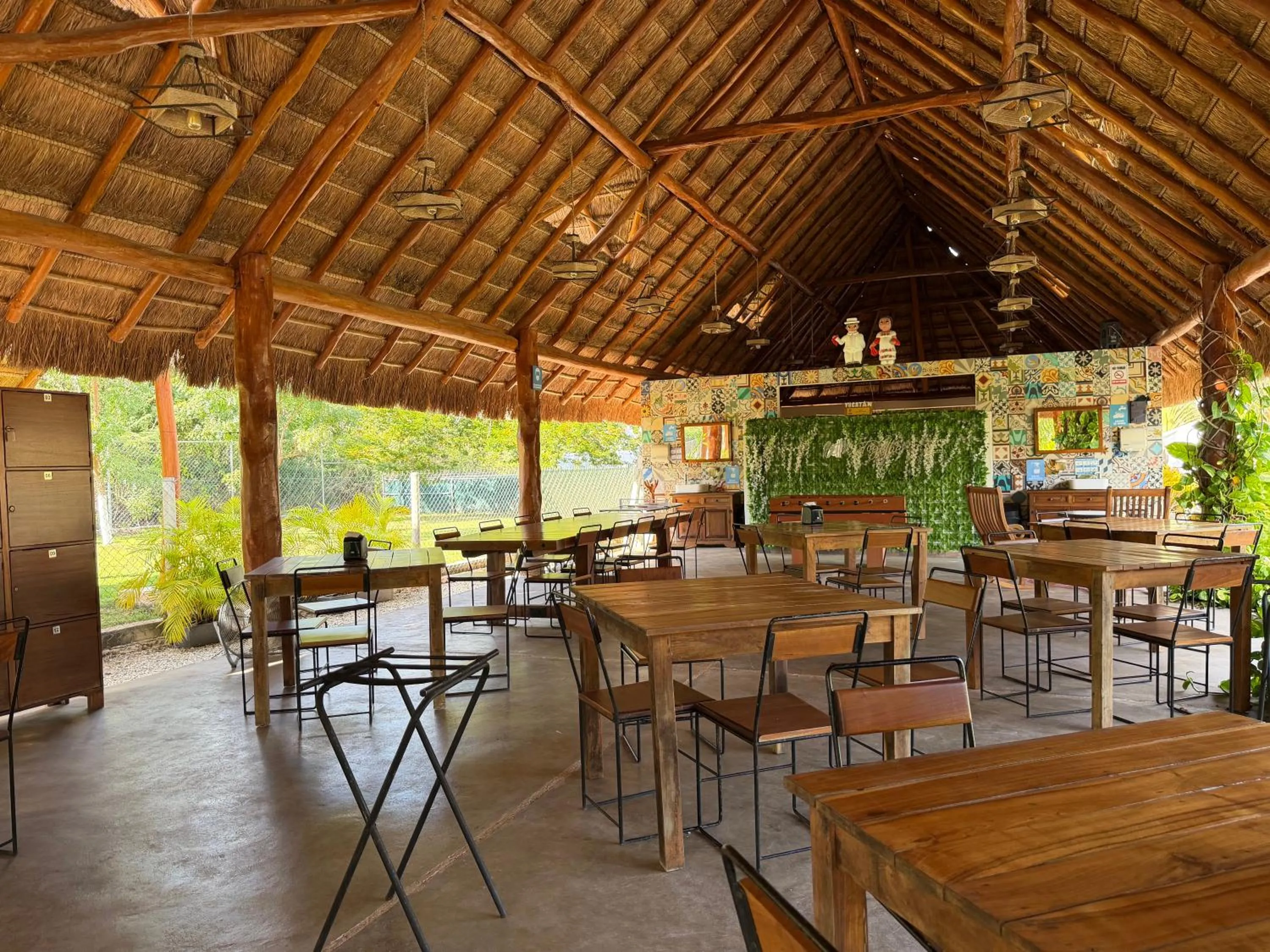 Restaurant/places to eat in Hameki