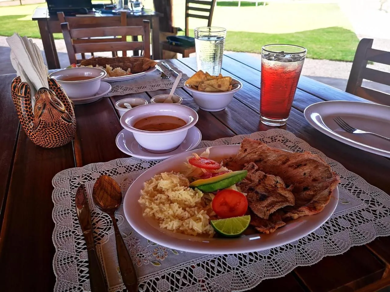 Food and drinks in Hameki