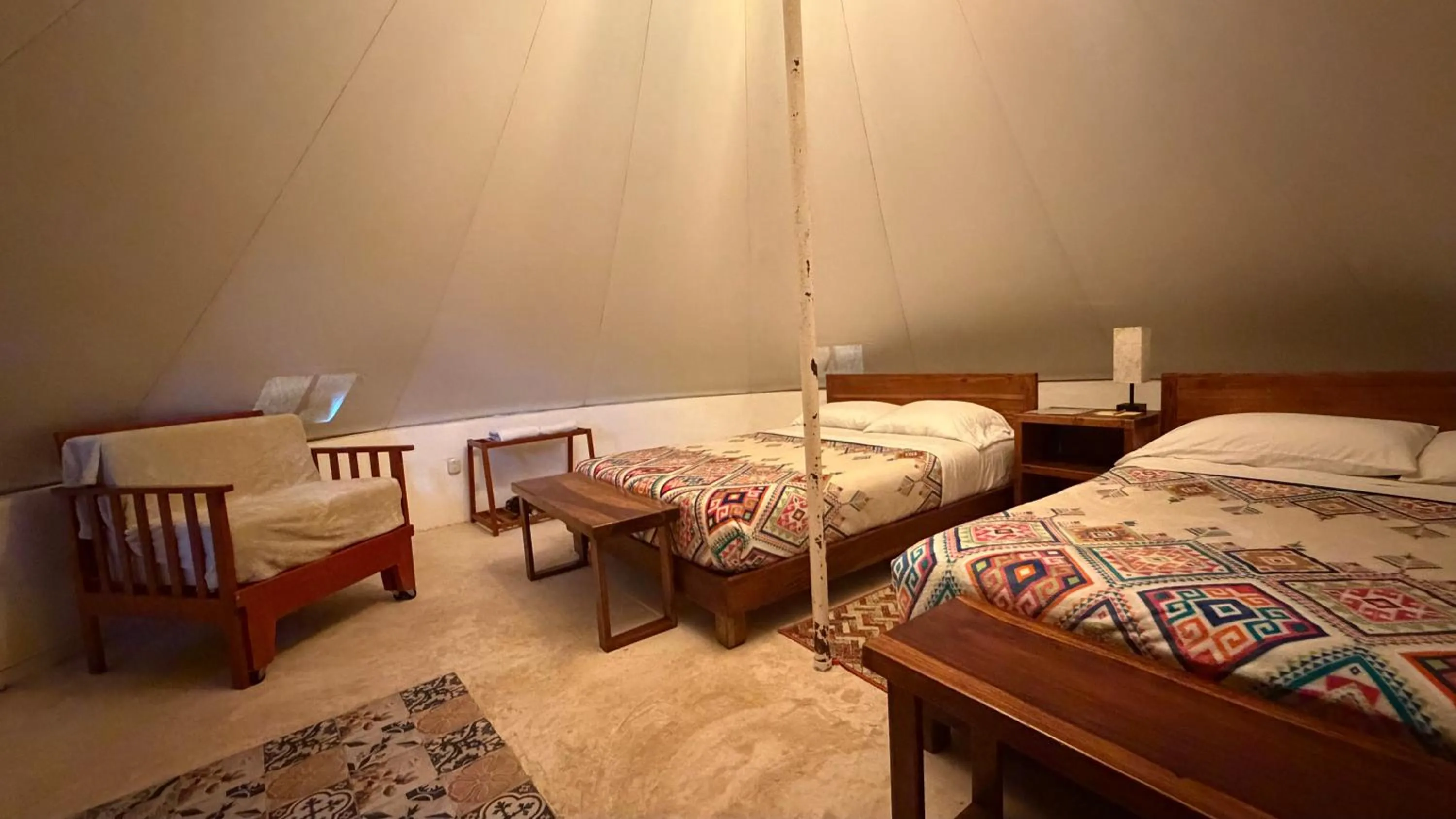 Bedroom, Bed in Hameki