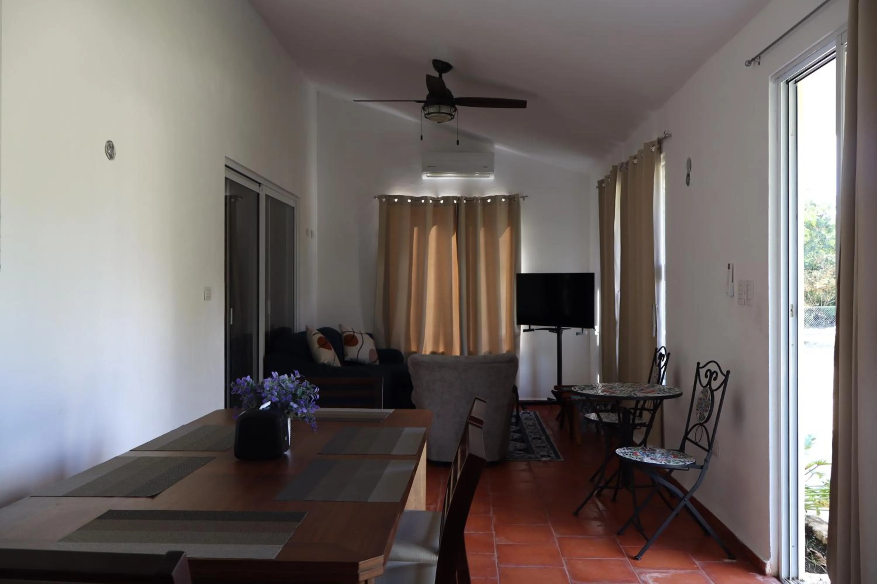 Dining area in Hameki