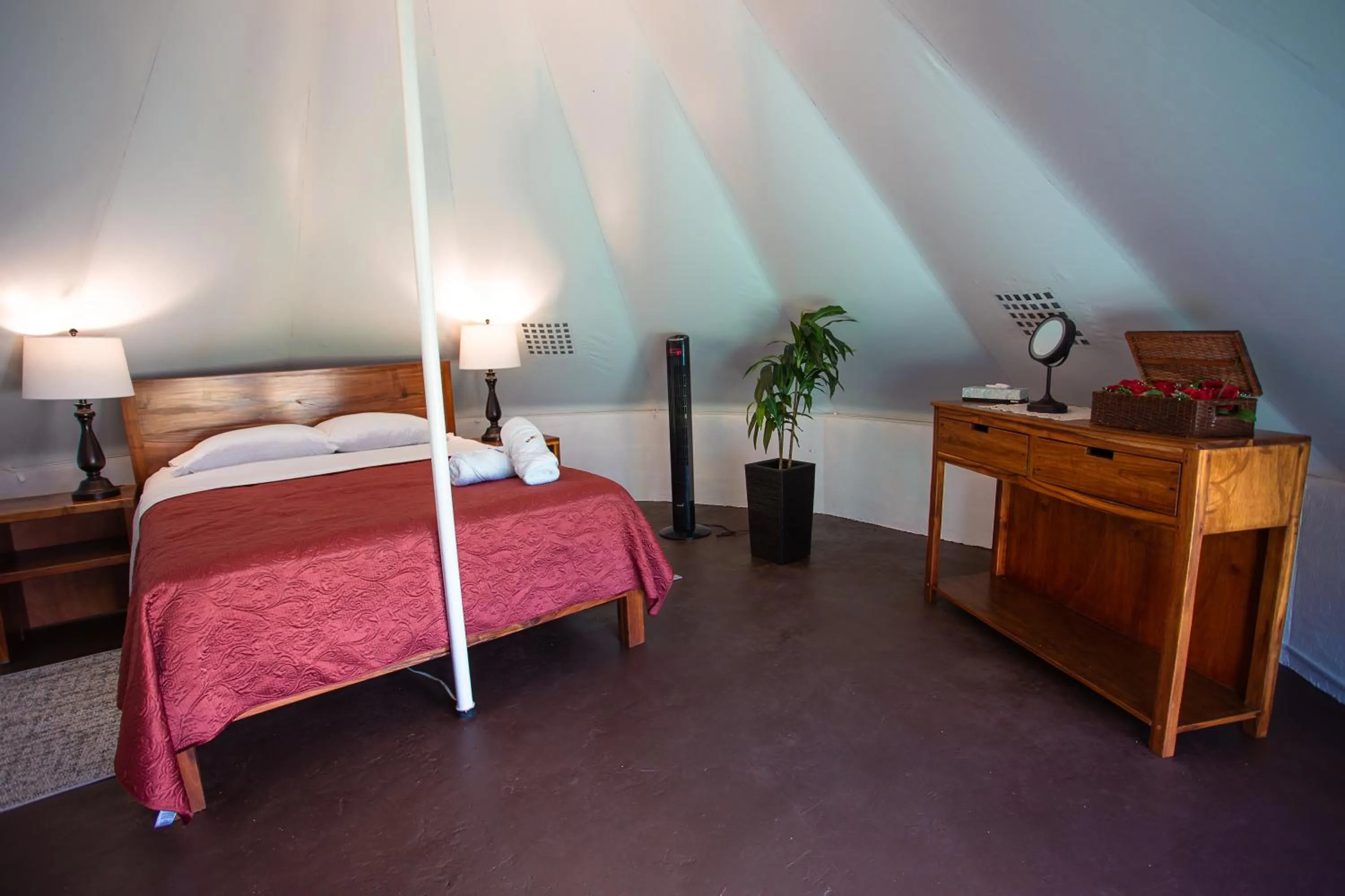 Bedroom, Bed in Hameki