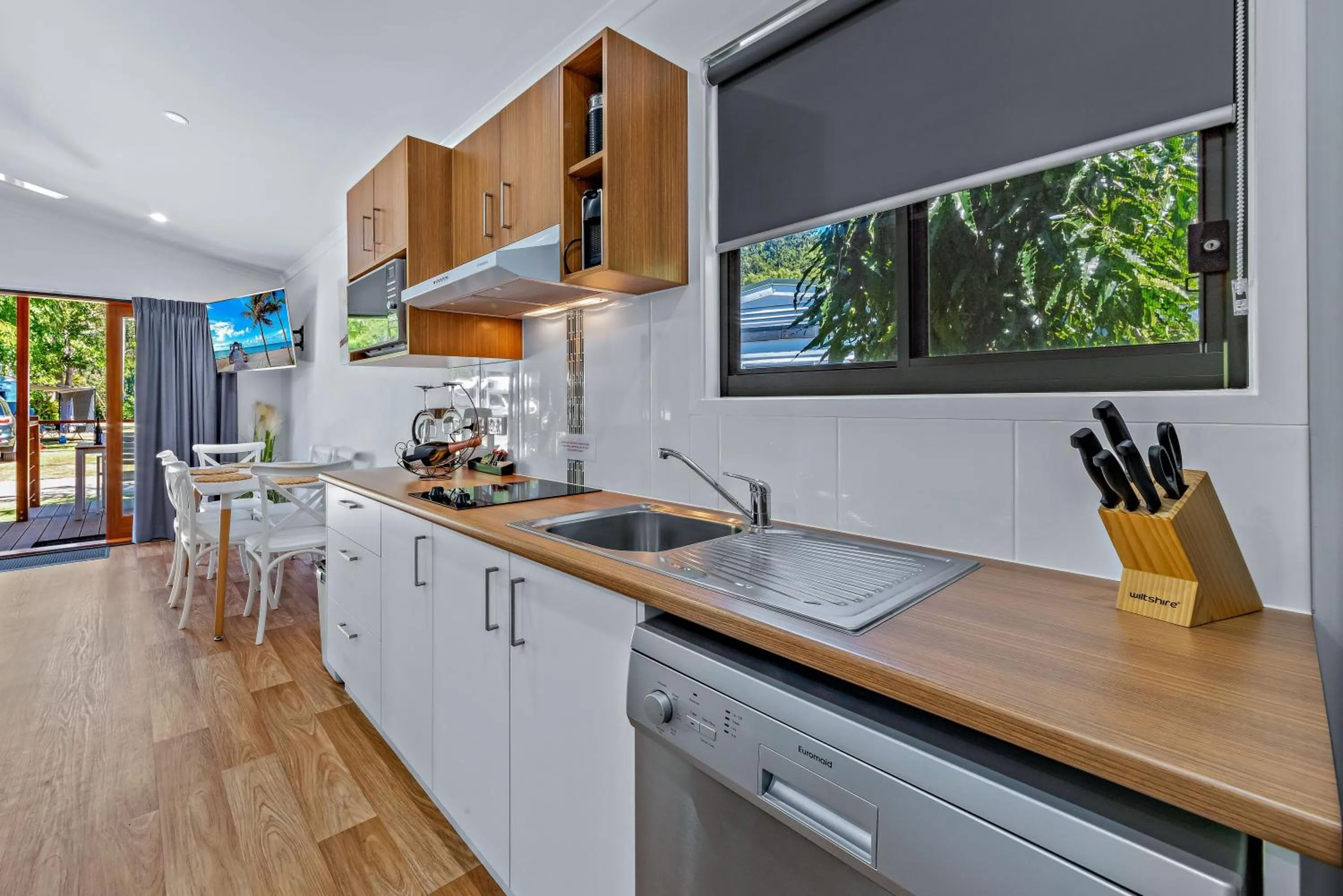Kitchen or kitchenette in BIG4 Whitsunday Islands Holiday Park