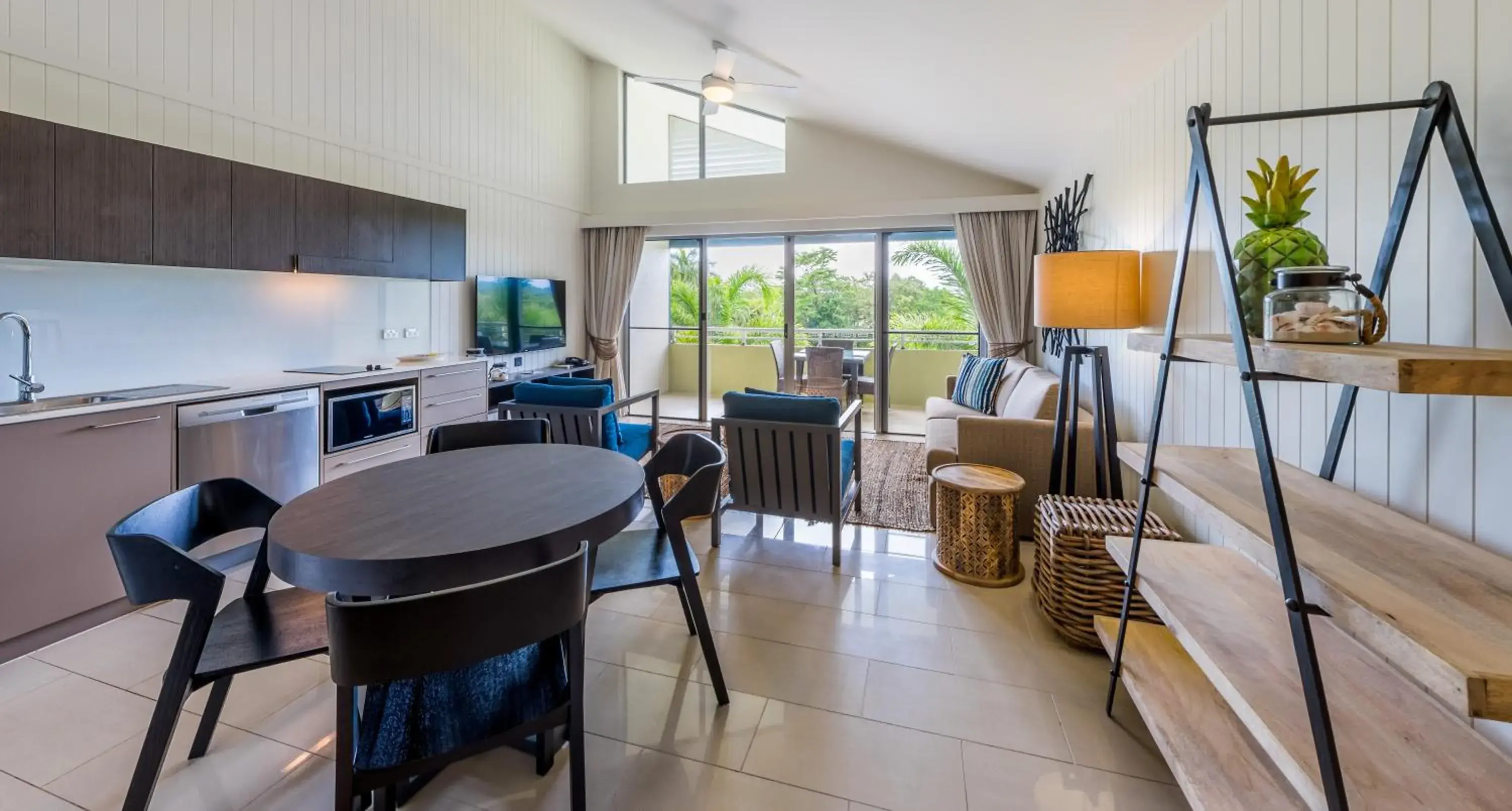 One-Bedroom Apartment in The Sebel Palm Cove One-Bedroom Apartment in The Sebel Palm Cove